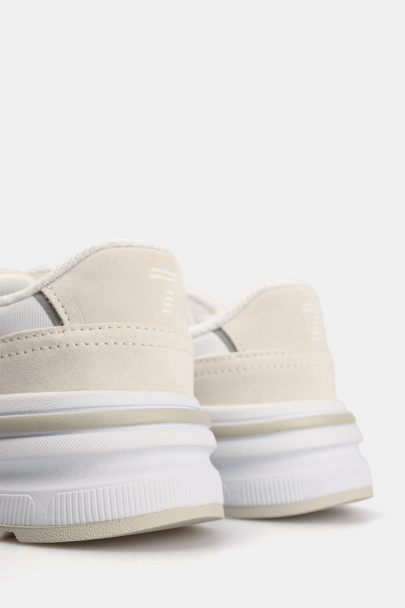 X8X240_XK434 Кроссовки EA7 Белый