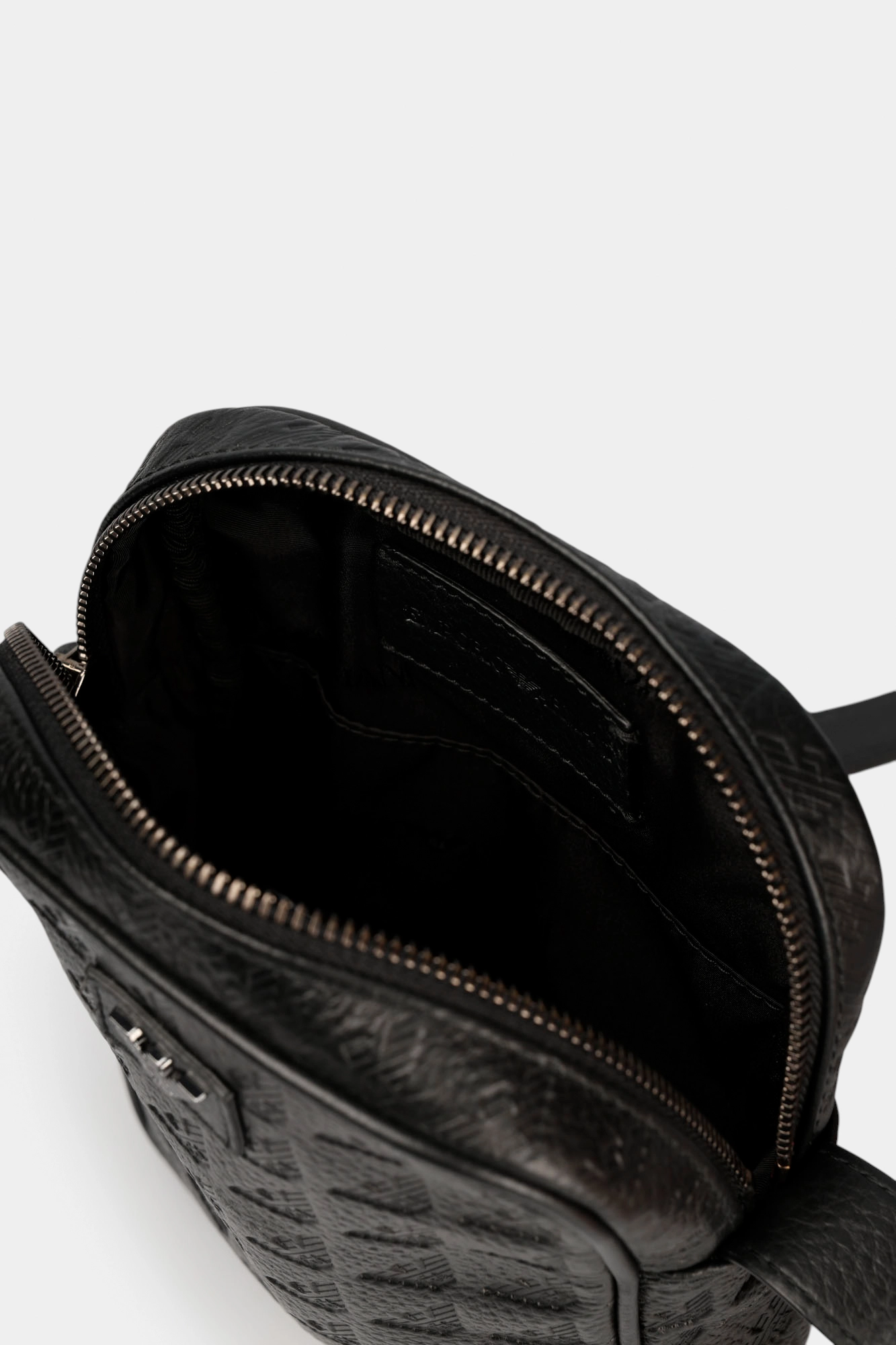 EM001737_AF14774 Сумка Emporio Armani Черный