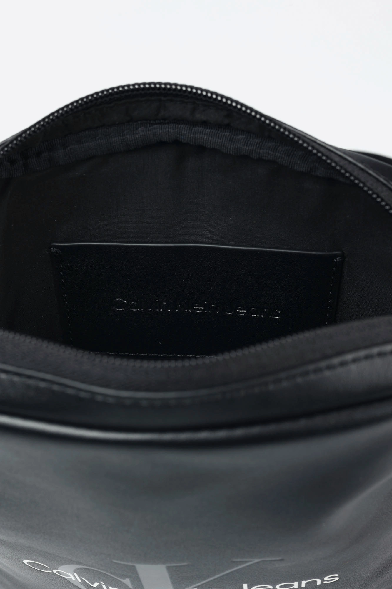 K50K512448_BEH Сумка Calvin Klein Jeans Черный