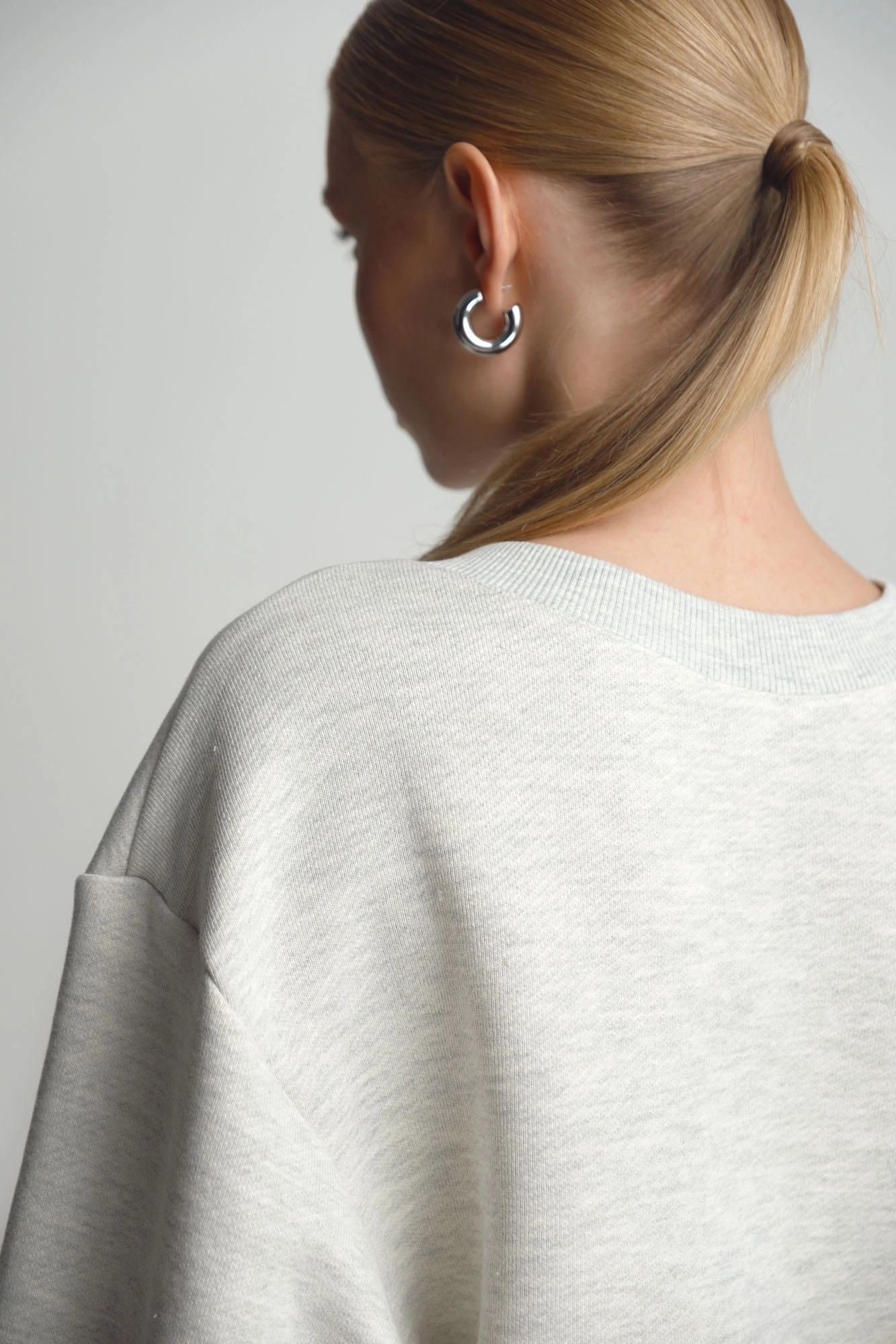 W-252-THT-20-0801 свитшот the hills 