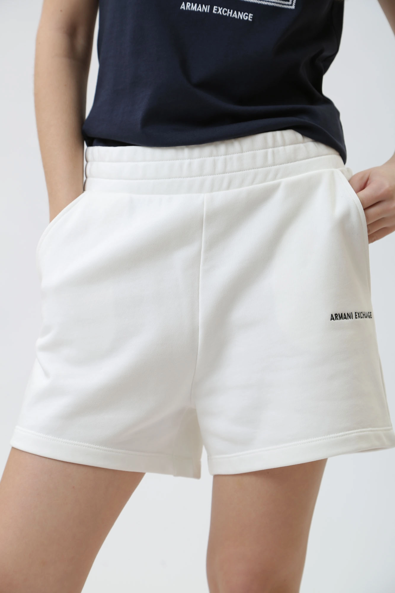 3DYS72_YJDBZ шорты трикотажные armani exchange 