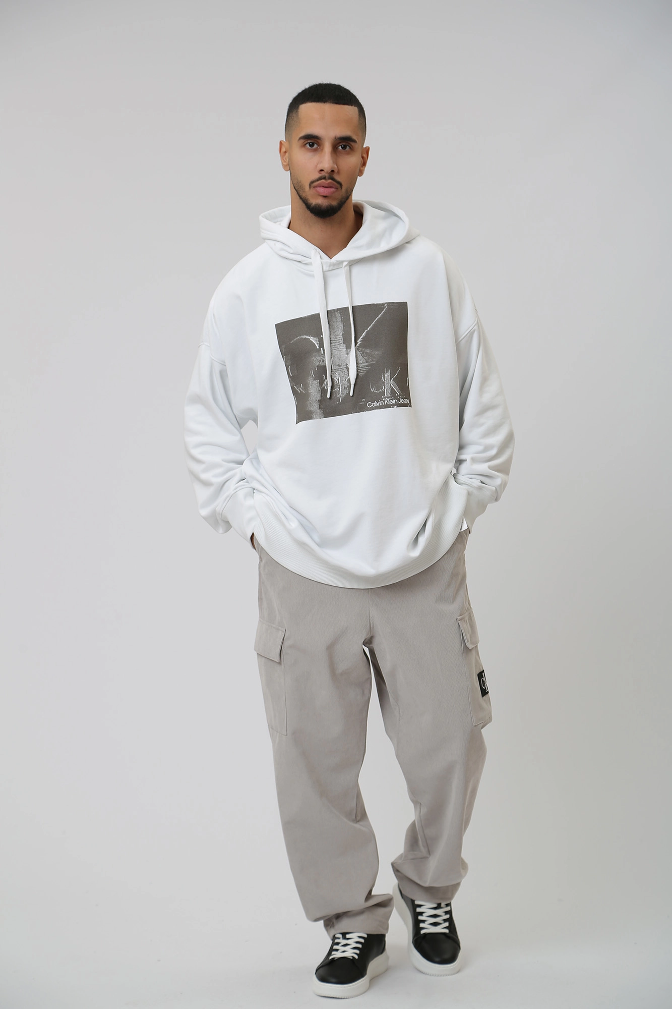 J40J400300 Худи Calvin Klein Jeans Белый