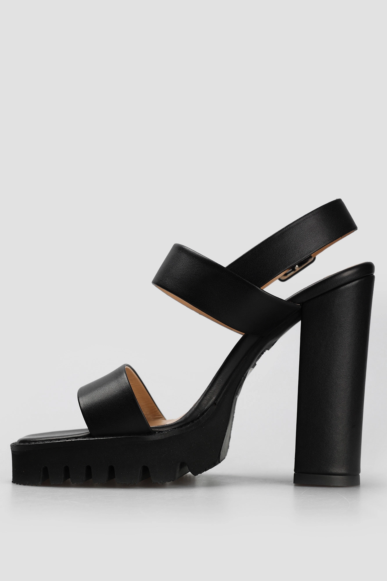 16-81-184 Босоножки Marc Cony Черный