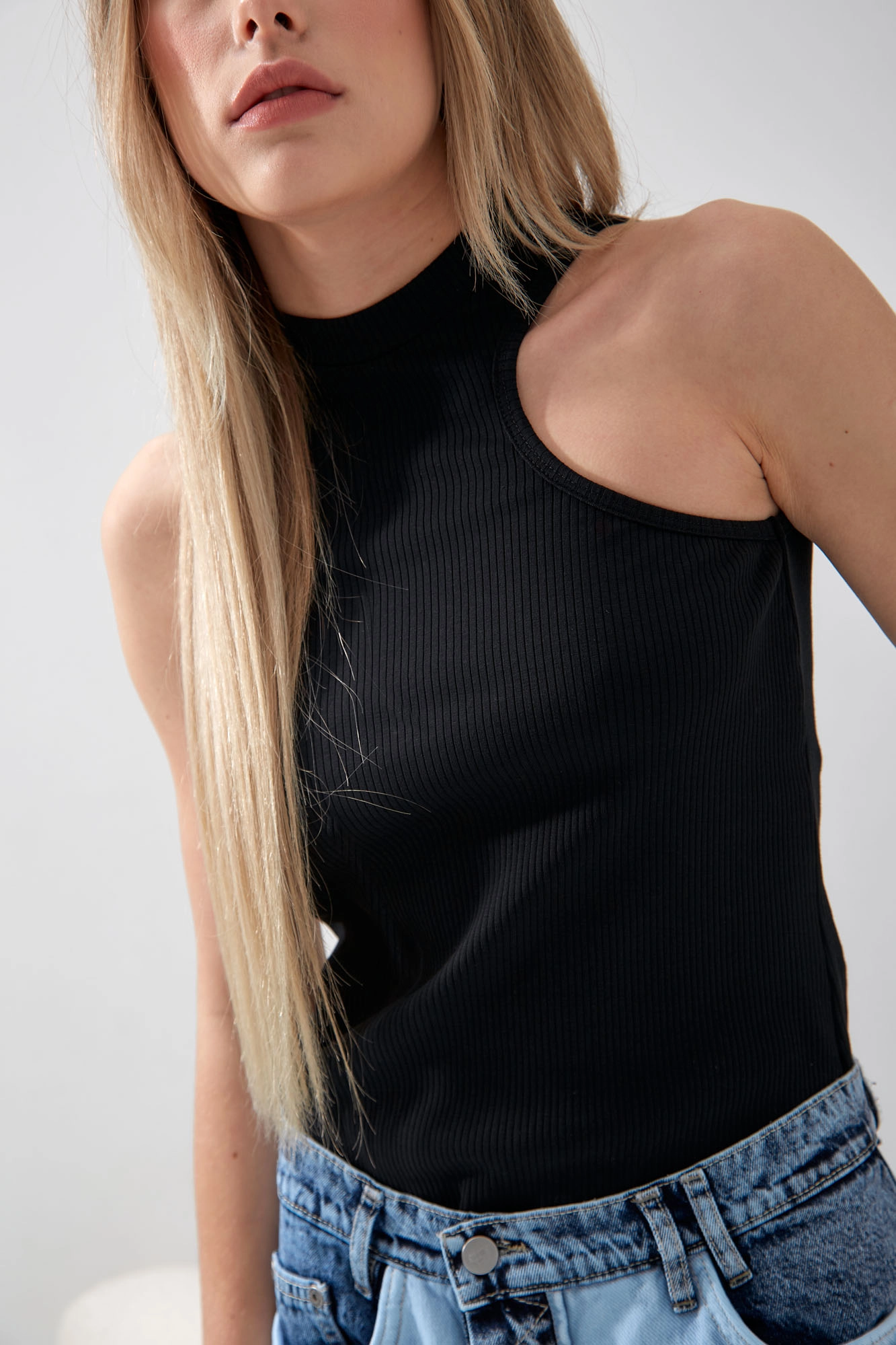 W-241-THT-56-0184 топ the hills 