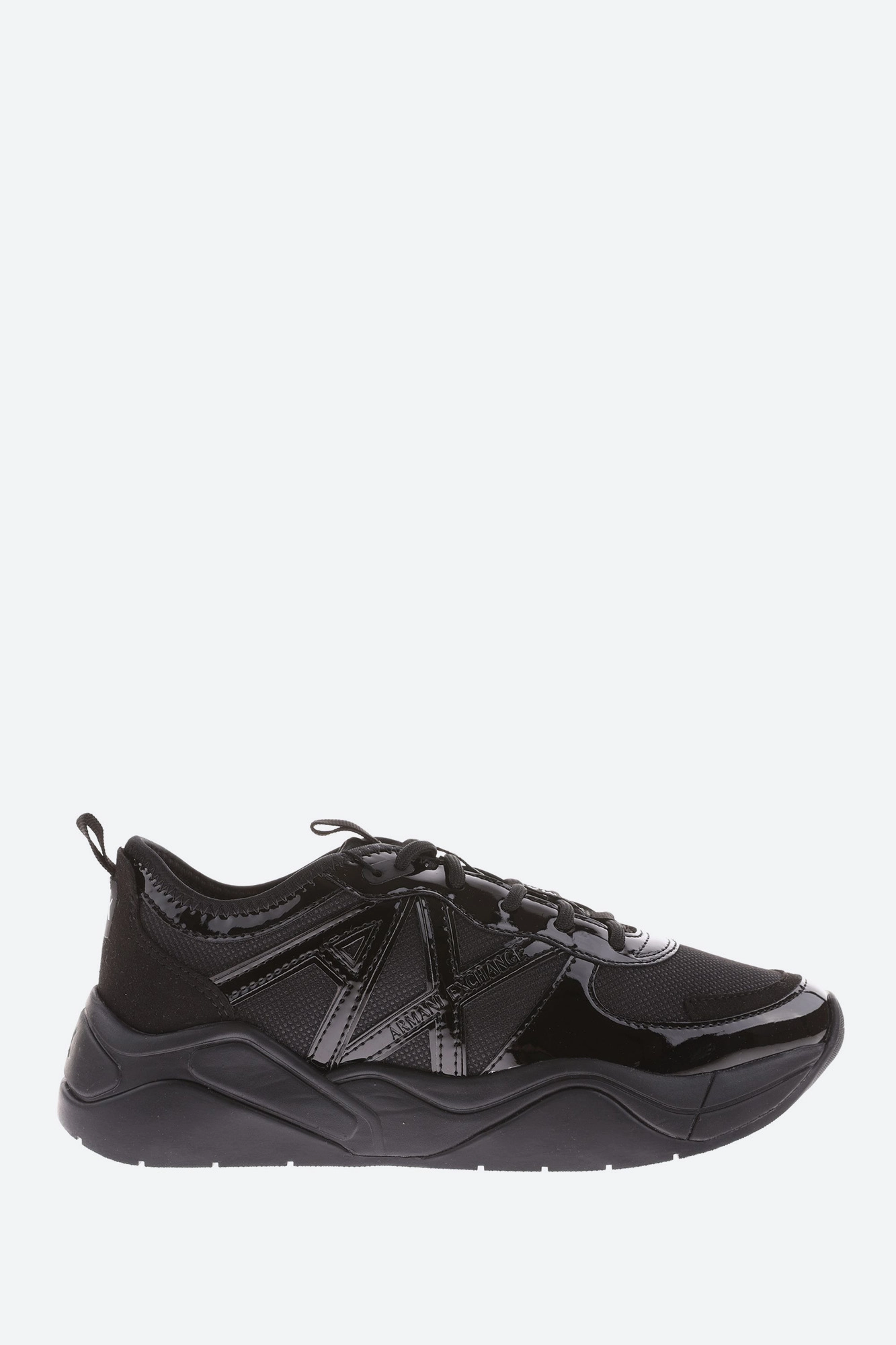 XDX039_XV311_00002 Кроссовки Armani Exchange Черный
