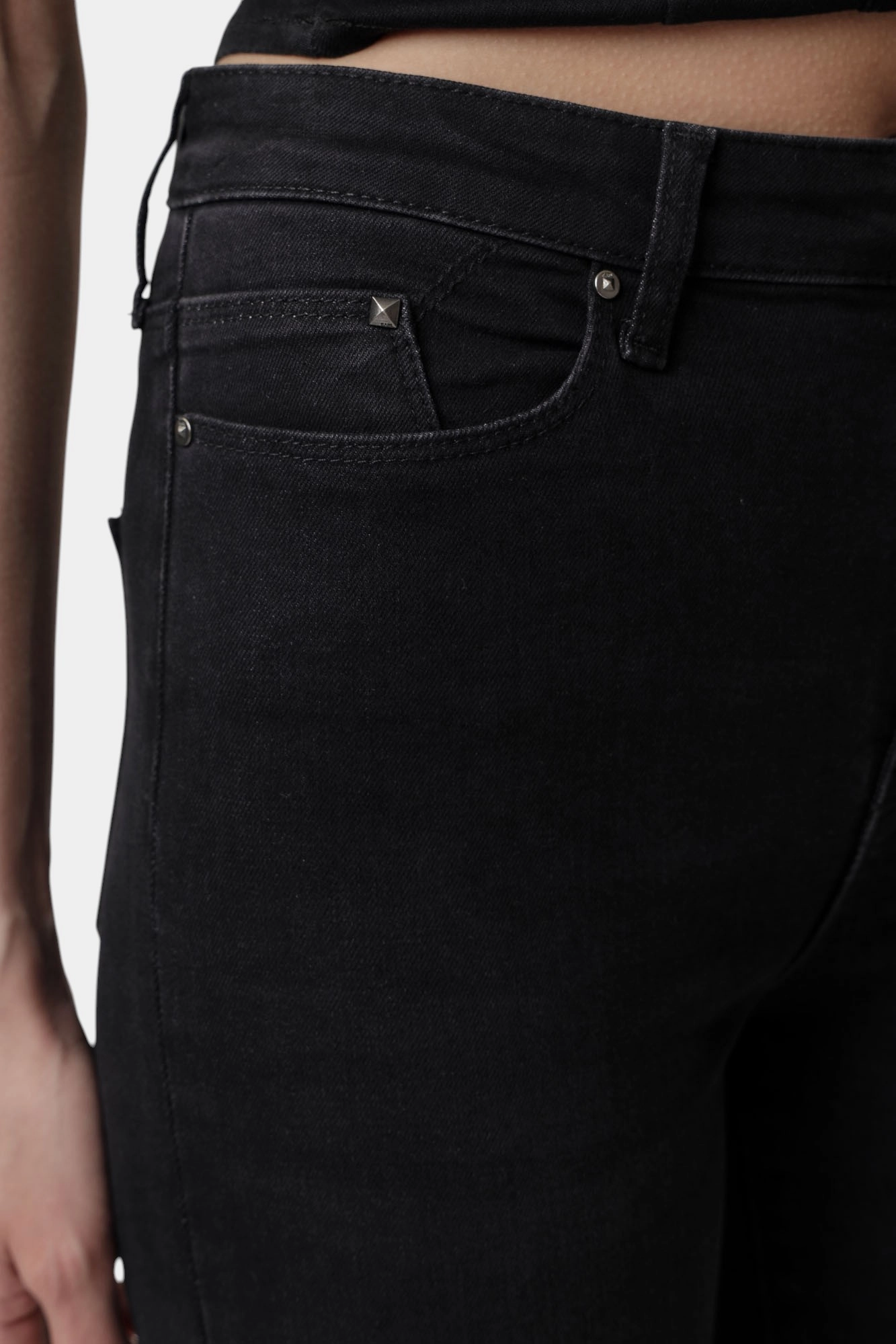 245W1101 джеггинсы karl lagerfeld 