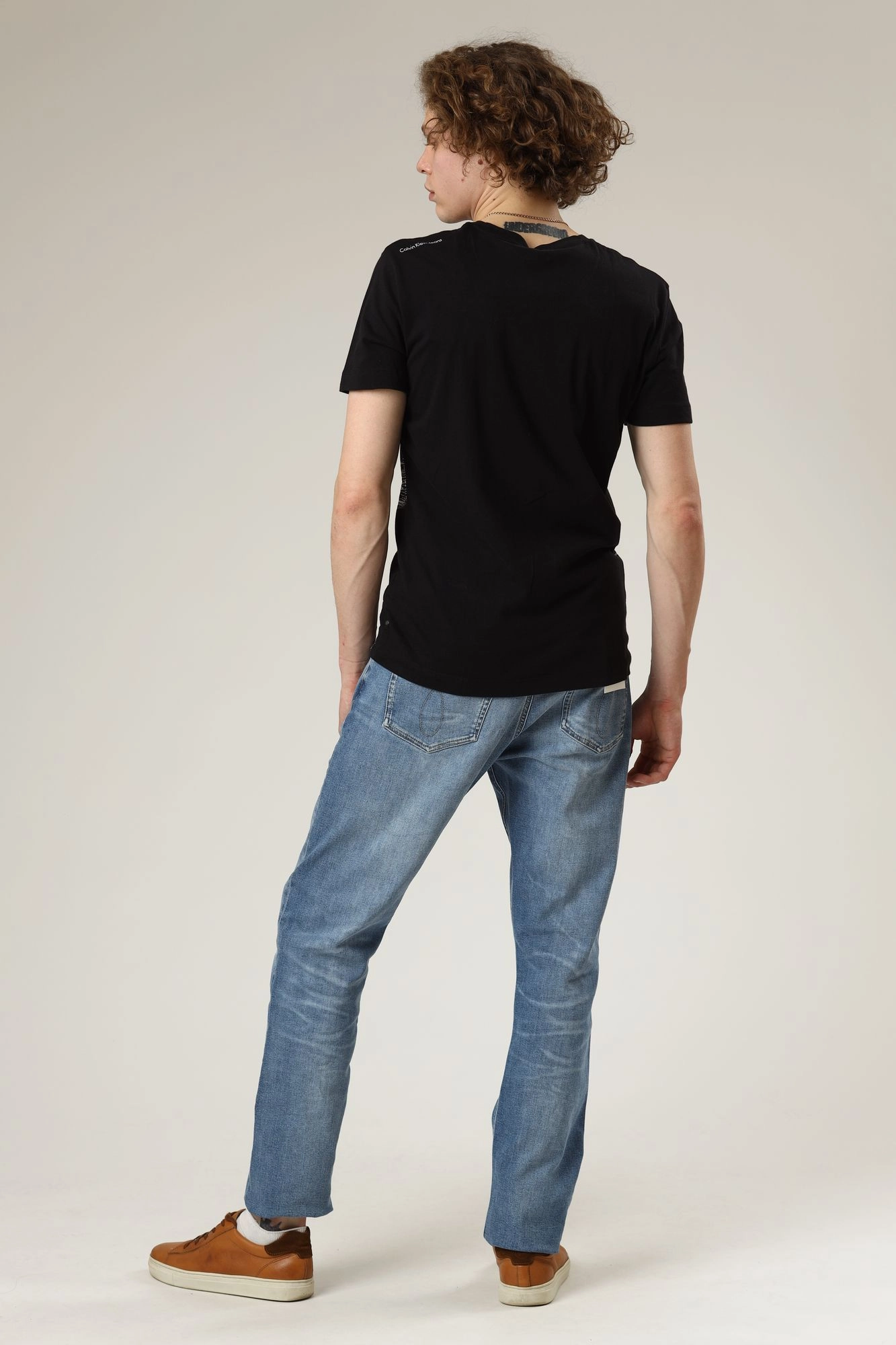 J30J305985_ Футболка Calvin Klein Jeans Черный