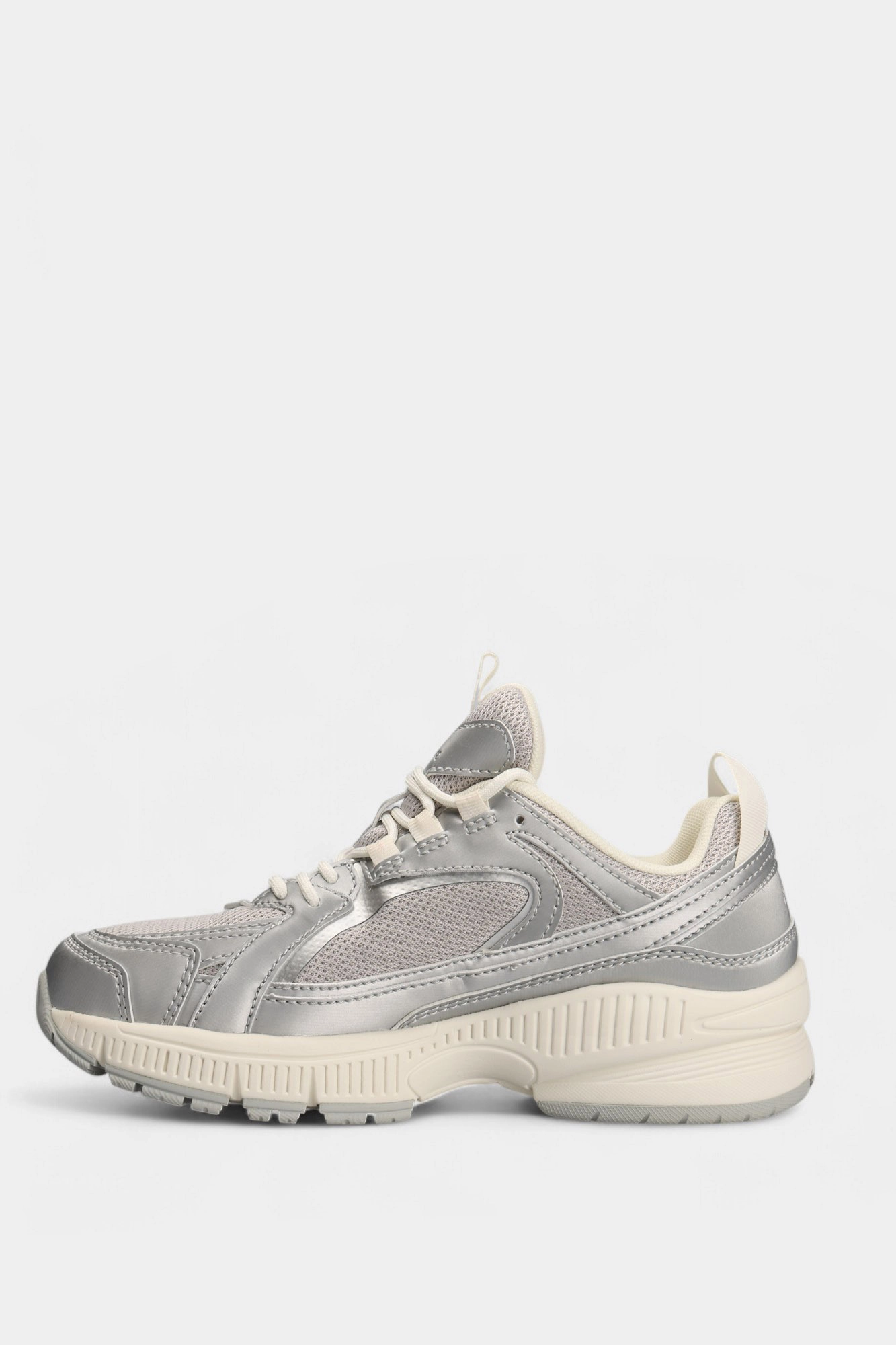 XW001628_AF17453 Кроссовки Armani Exchange Серебряный