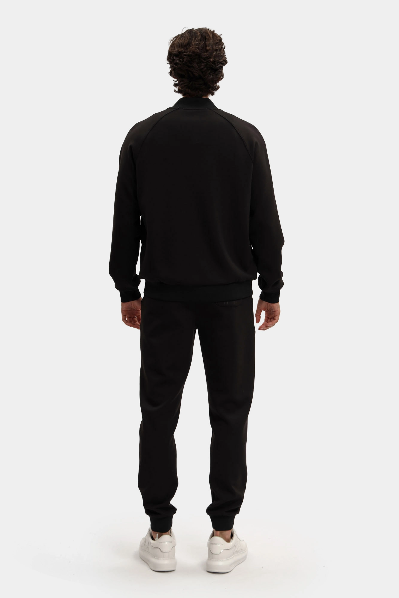 553902_705023 Куртка Karl Lagerfeld Черный