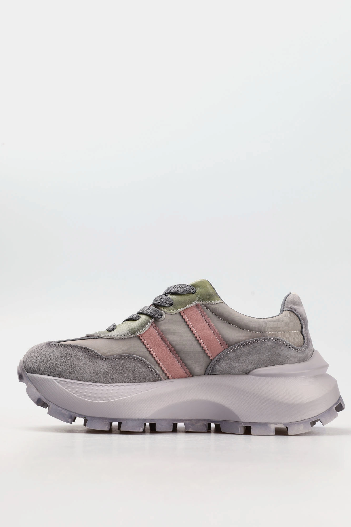 S8-8516 Кроссовки Graciana Серый