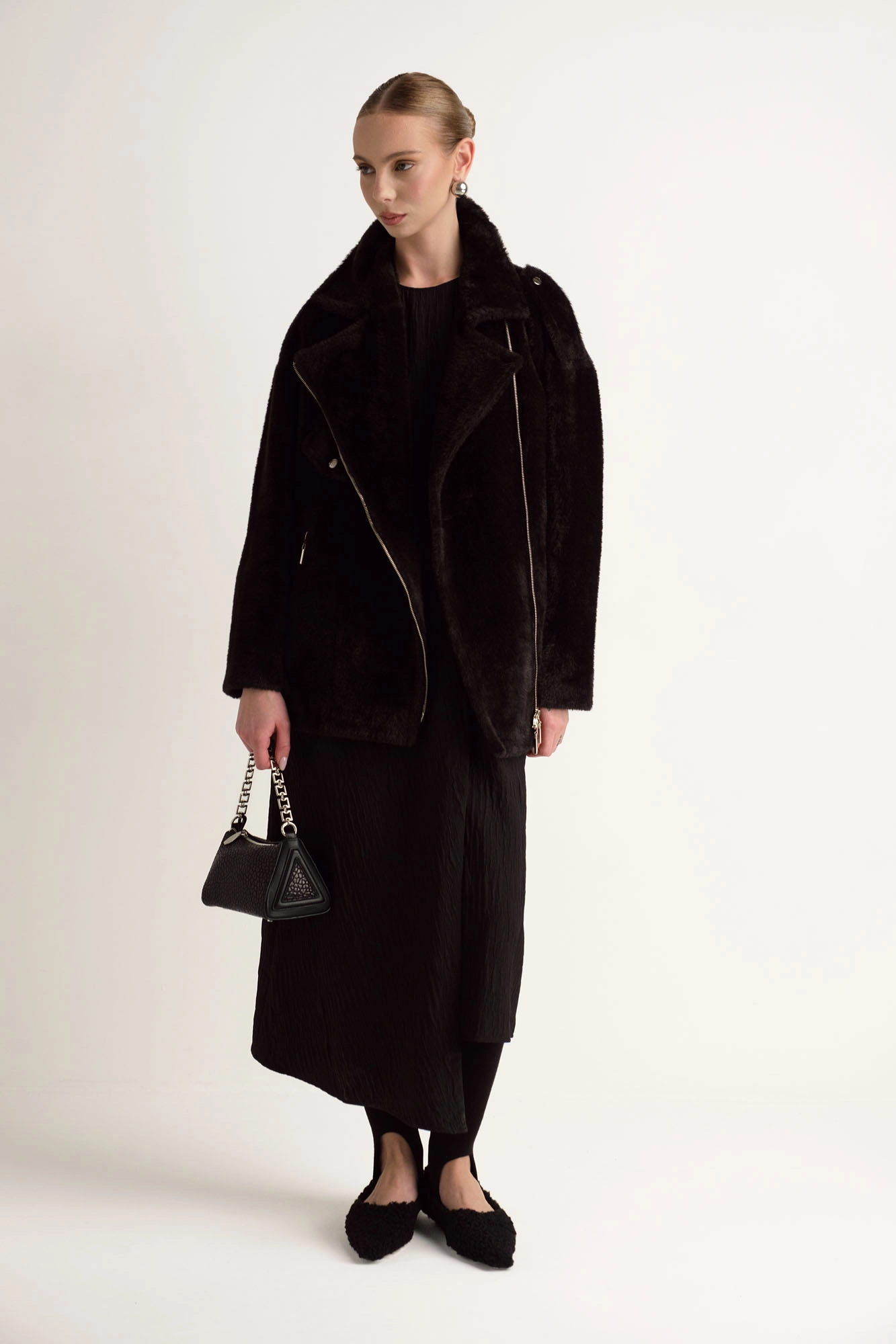 W-242-ZM-953-010 пальто the hills 