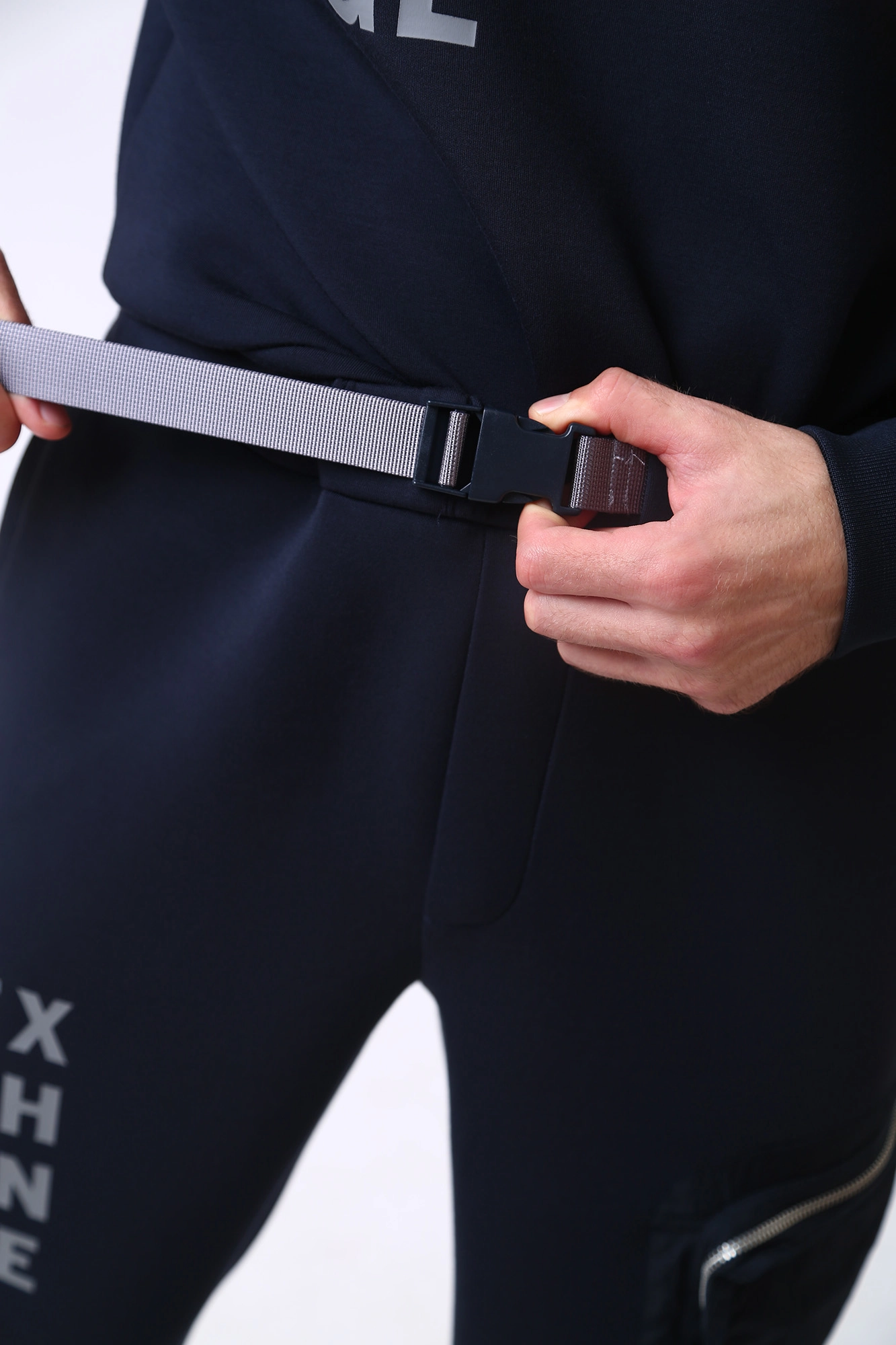 6LZPHW_ZJYBZ Брюки спортивные Armani Exchange Синий