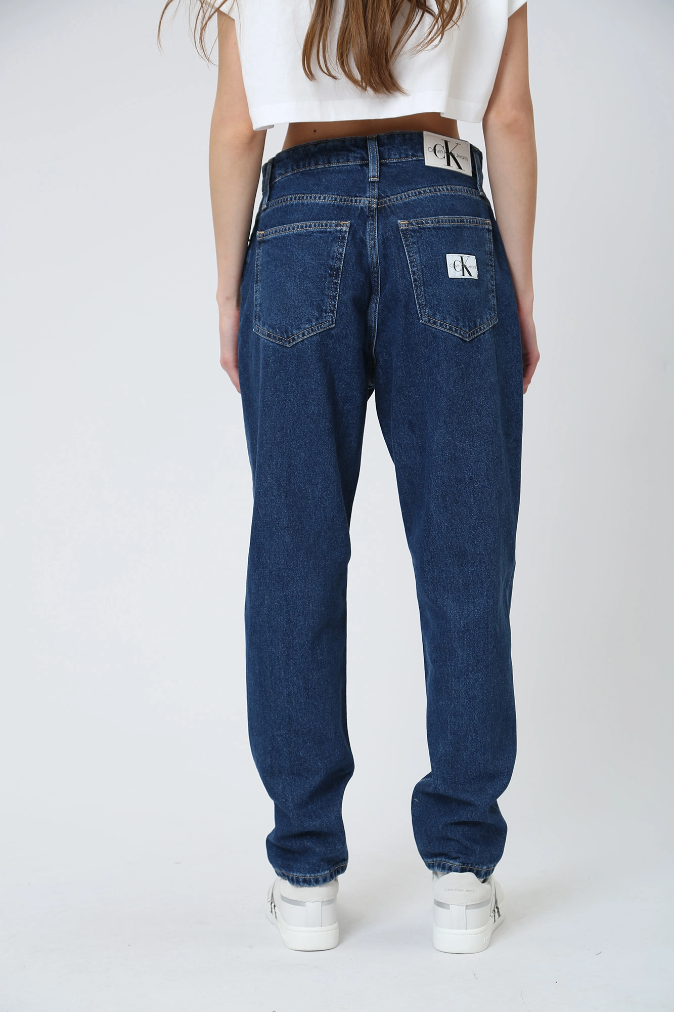 Calvin Klein Jeans J20J219318 1BJ Med Online.ru