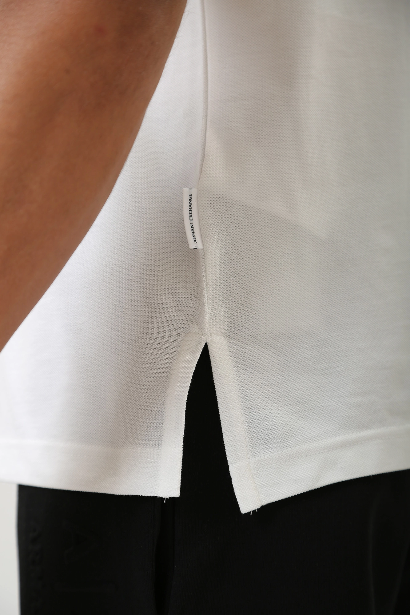 6RZFAA_ZJ3YZ Поло Armani Exchange Белый