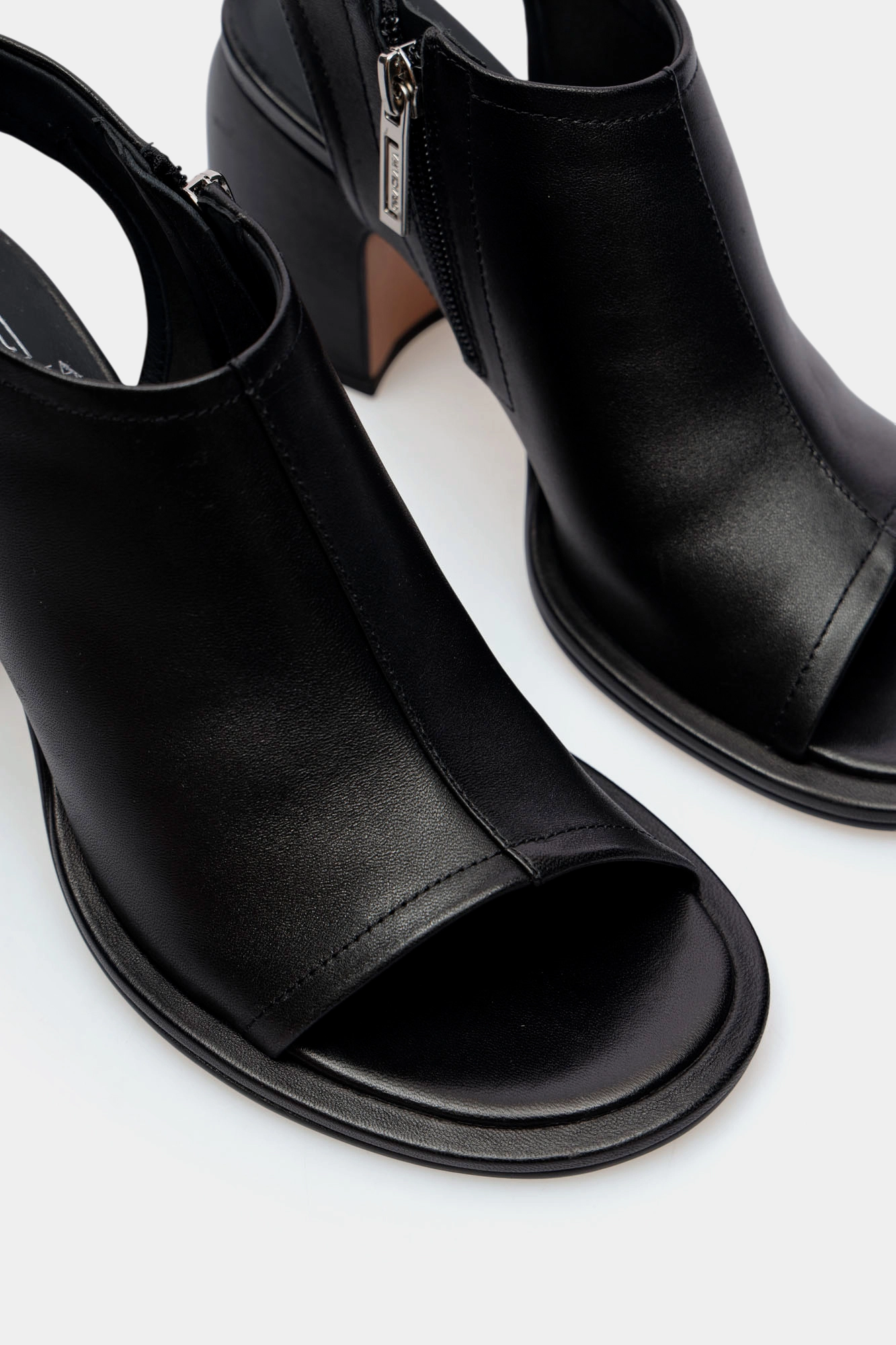 1322-5 Туфли Graciana Черный