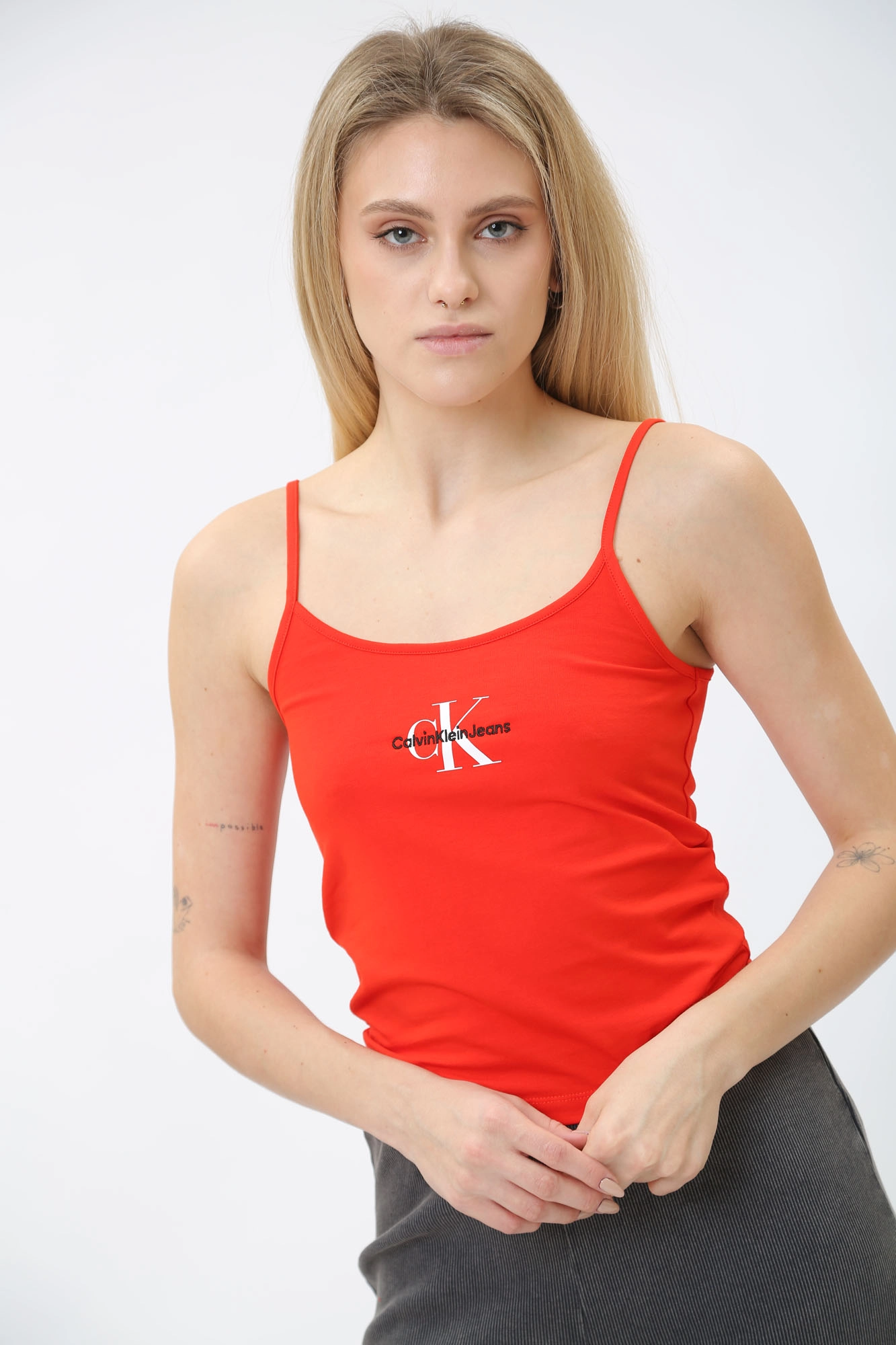 J20J223105 майка calvin klein jeans 