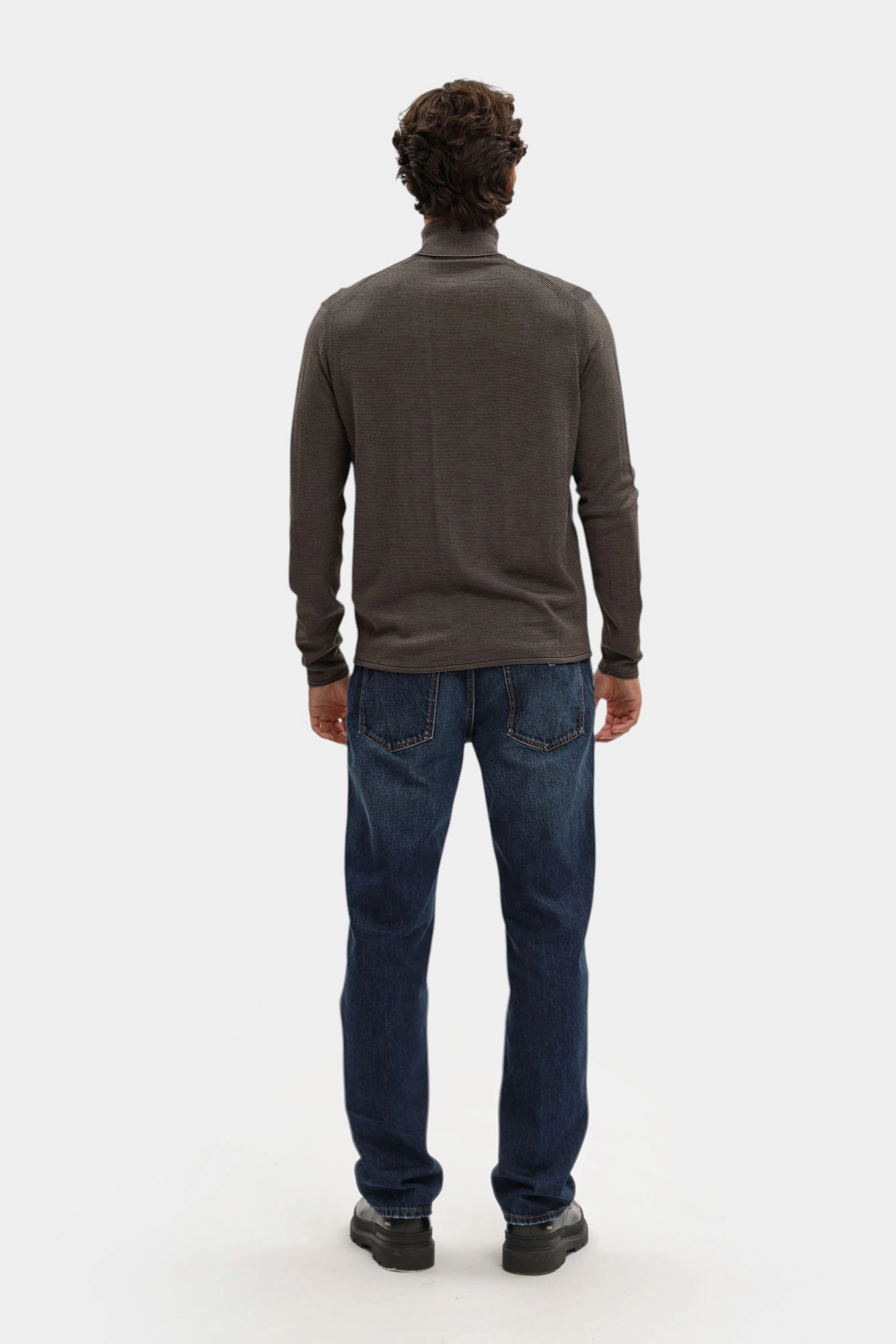 EM002025_ AF14195 Водолазка Emporio Armani Коричневый