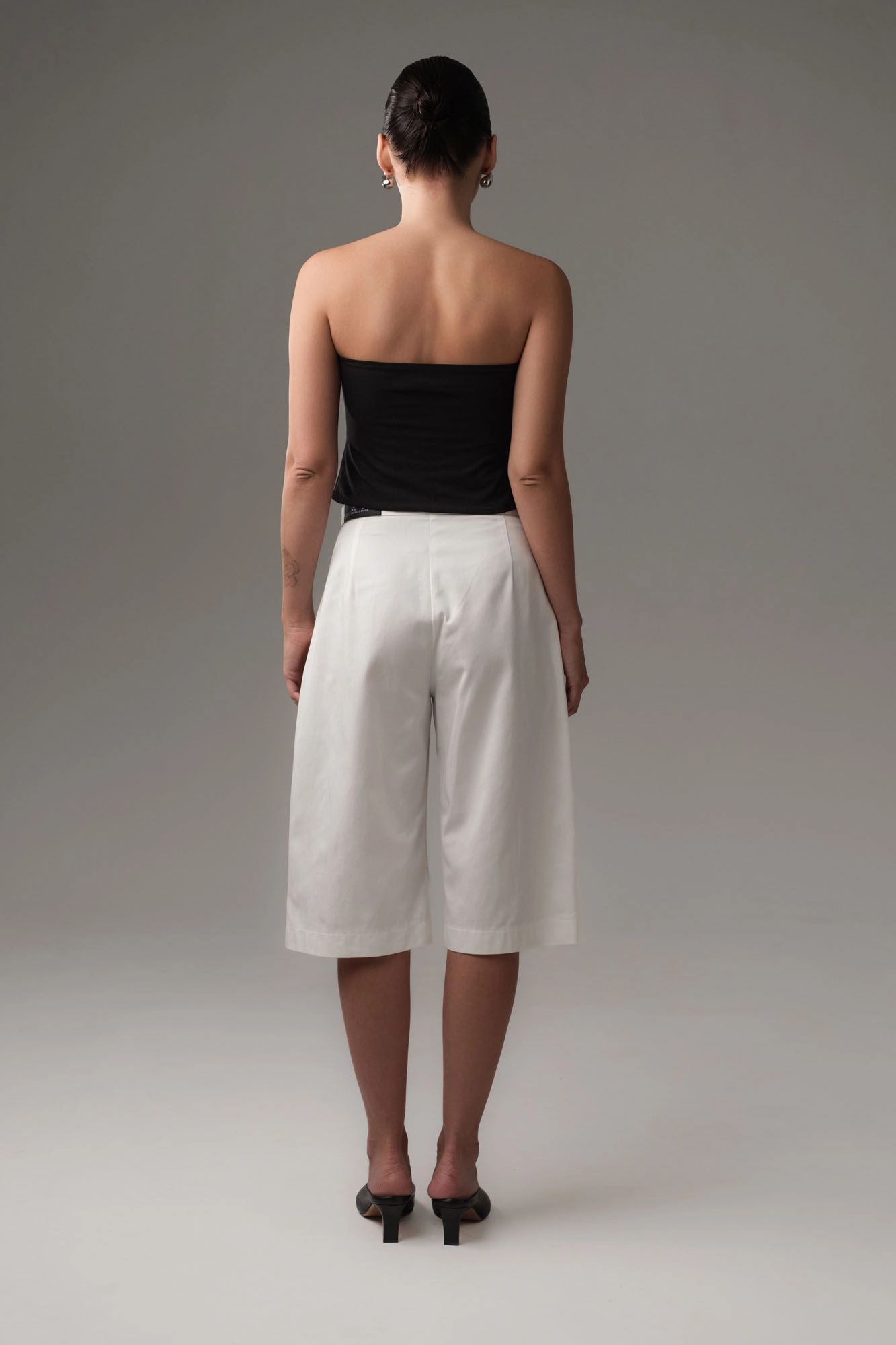 W-251-TH-56-0096 шорты the hills 