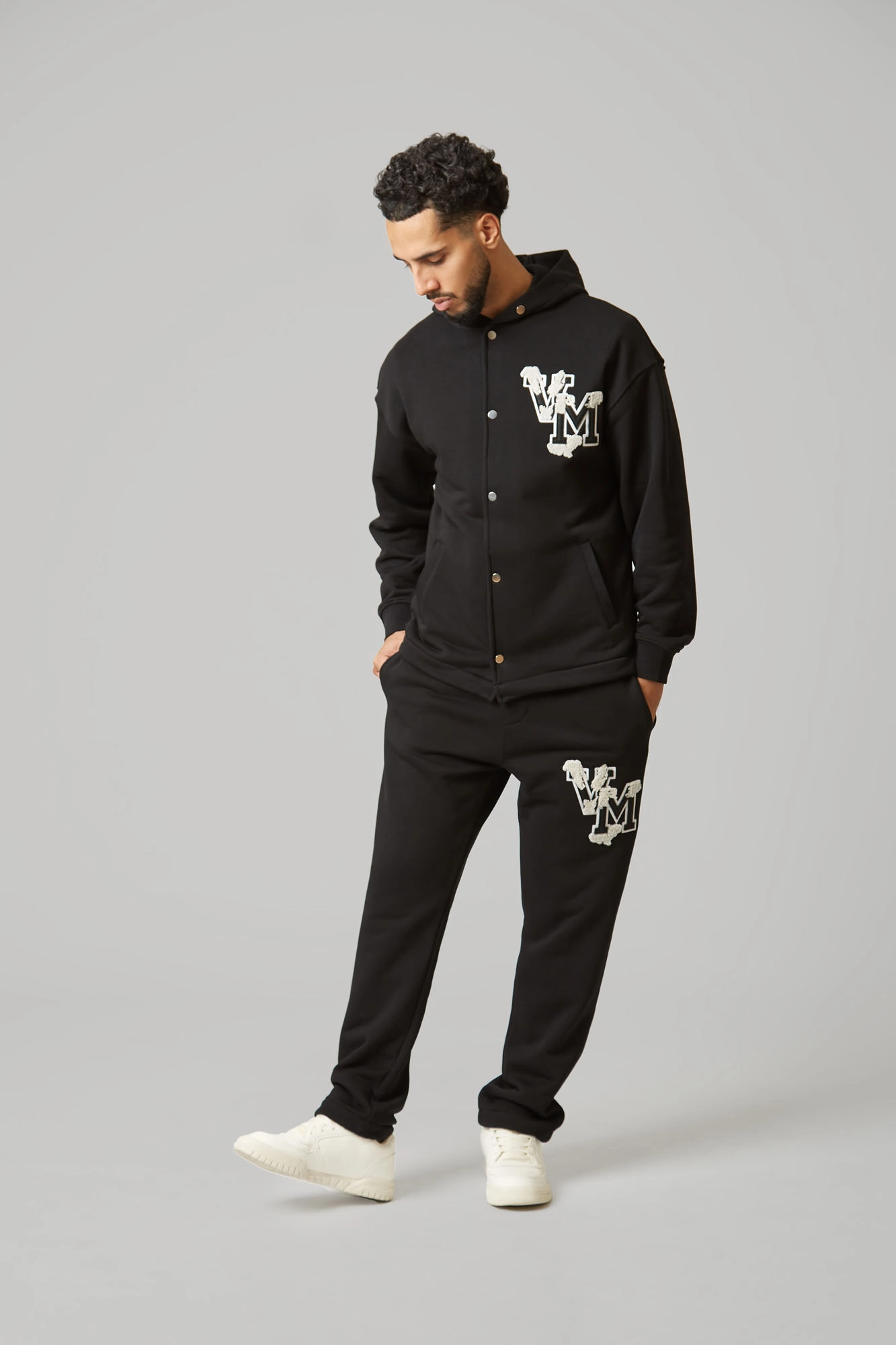 VM-ERK-20-307 Толстовка с капюшоном Van Mich Черный