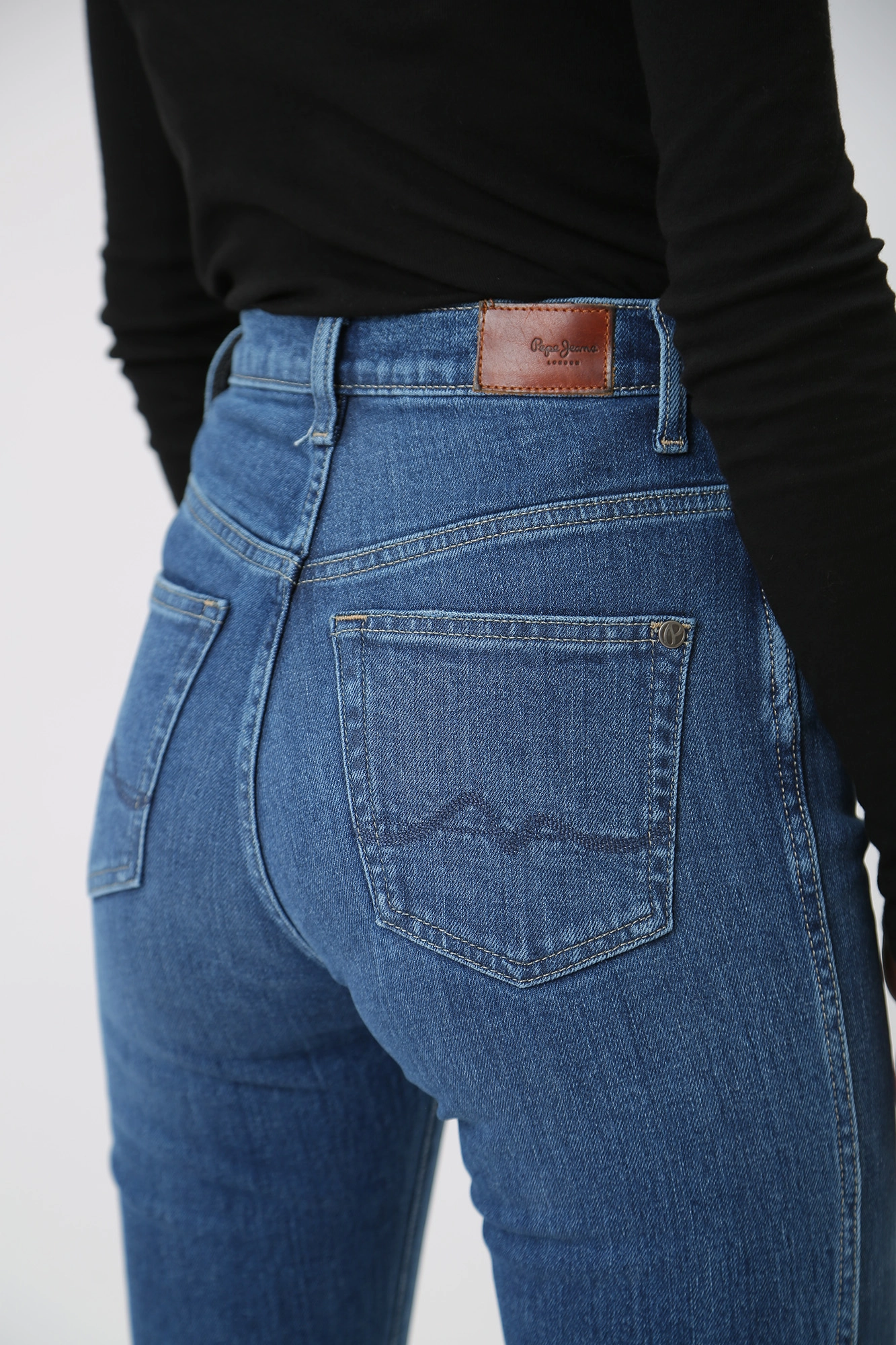 PL204590GX8 джинсы slim jeans uhw pepe jeans