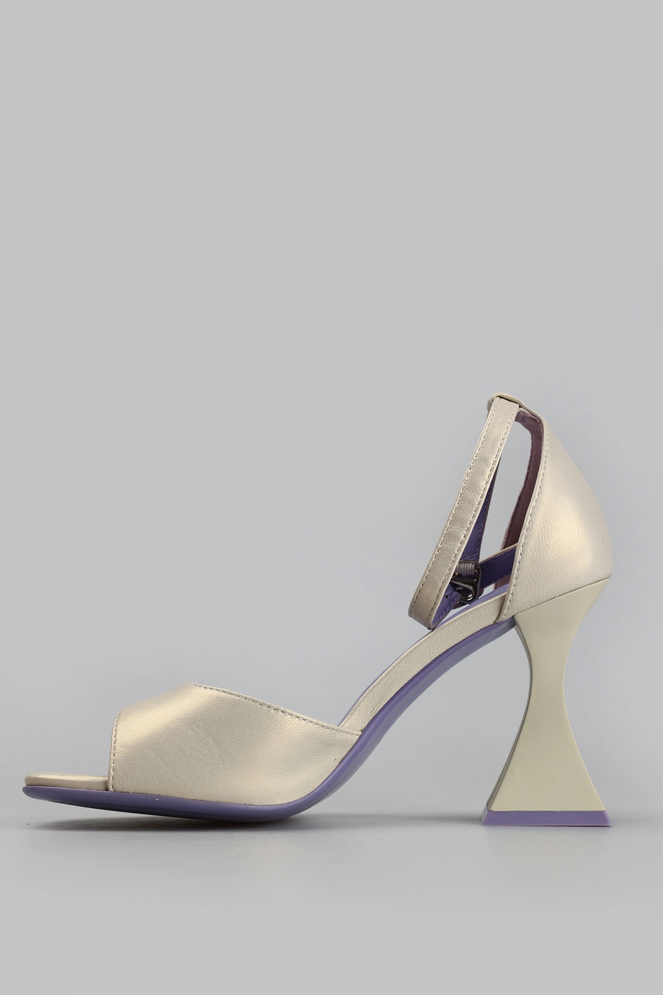 GL1434-361 Босоножки Graciana Бежевый