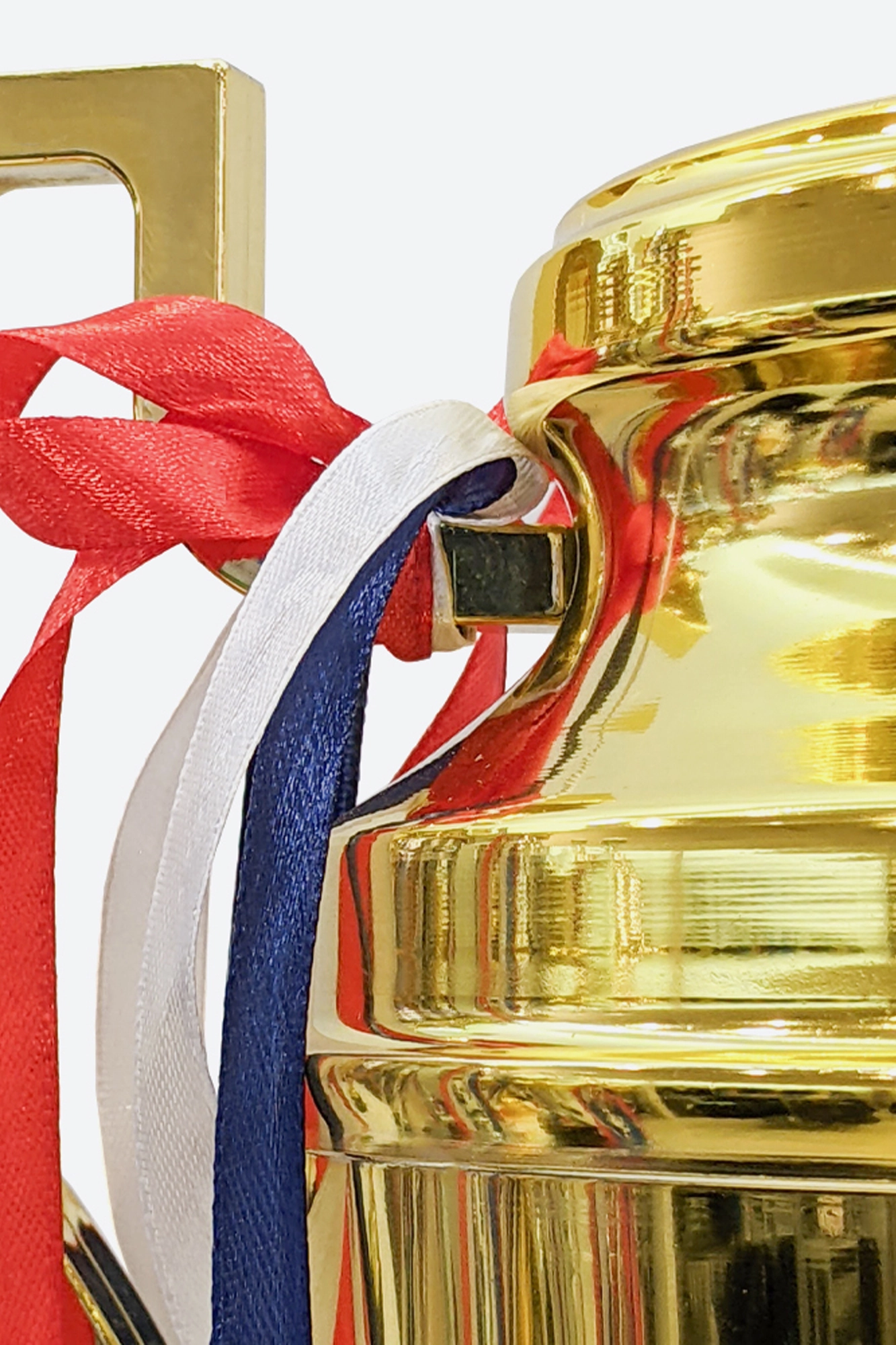 YX1312-42CH24 Кубок 42см Van Mich Sports 