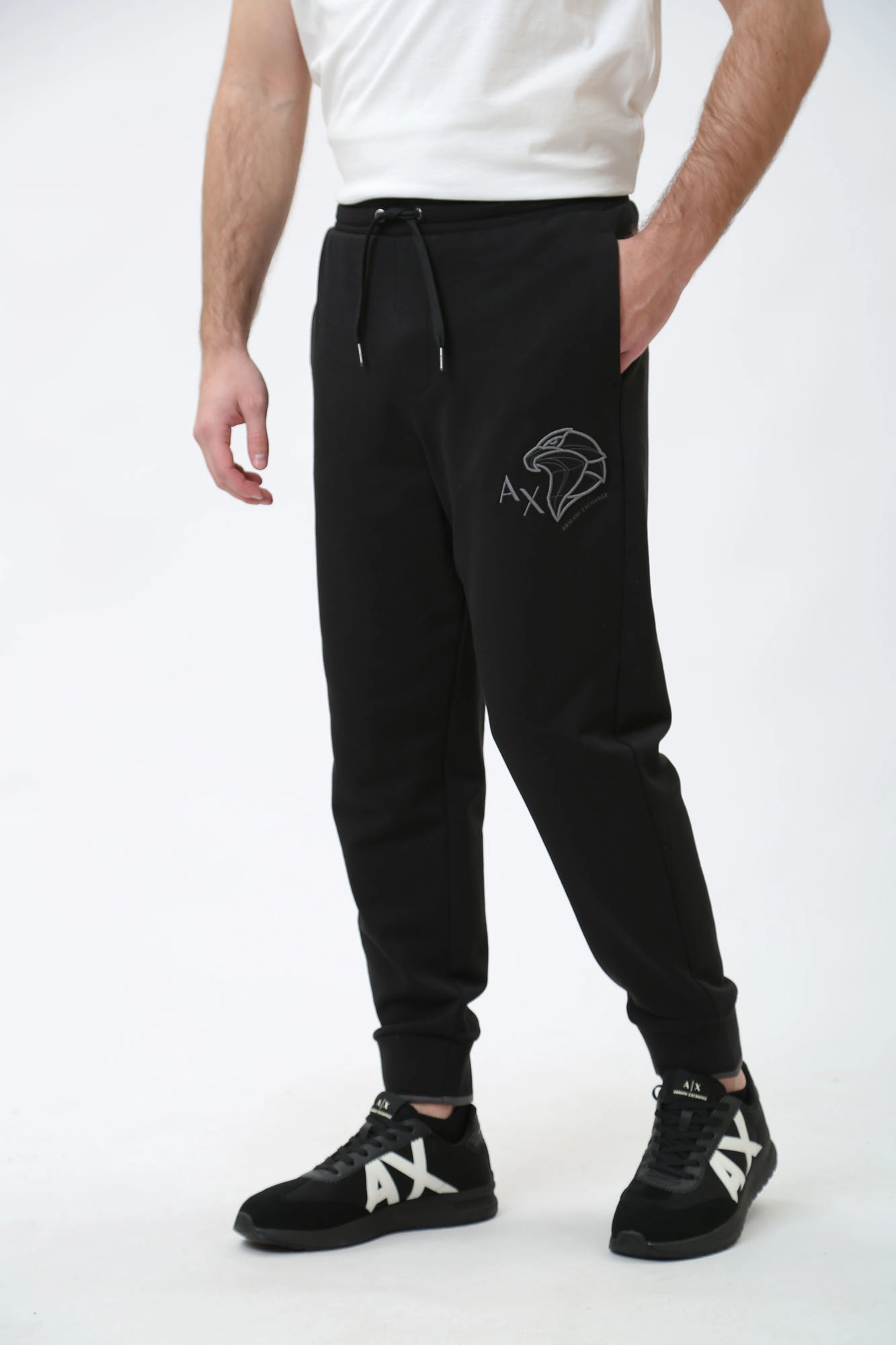 3DZPHQ_ZJ9KZ Брюки спортивные Armani Exchange Черный