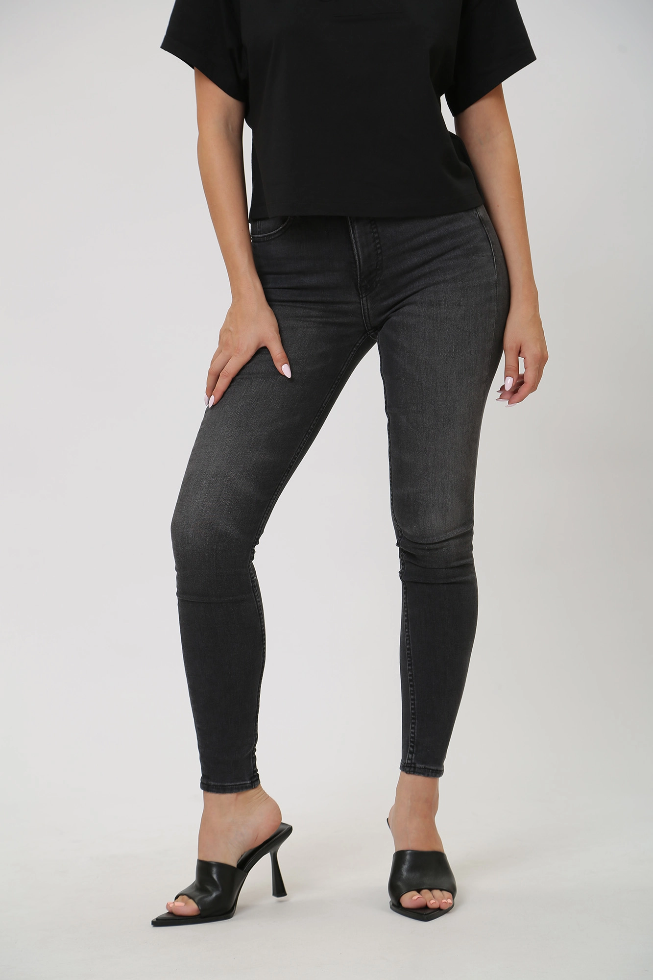 J20J221789 брюки джинсовые calvin klein jeans  calvin klein jeans 