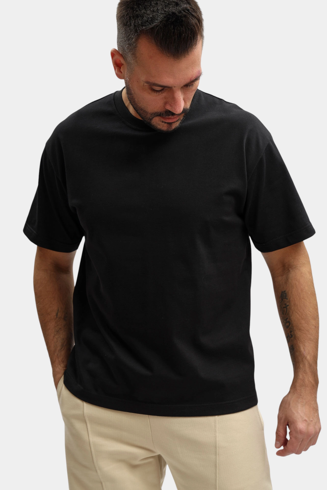 M-261-THT-22-1407 Футболка The Hills Черный