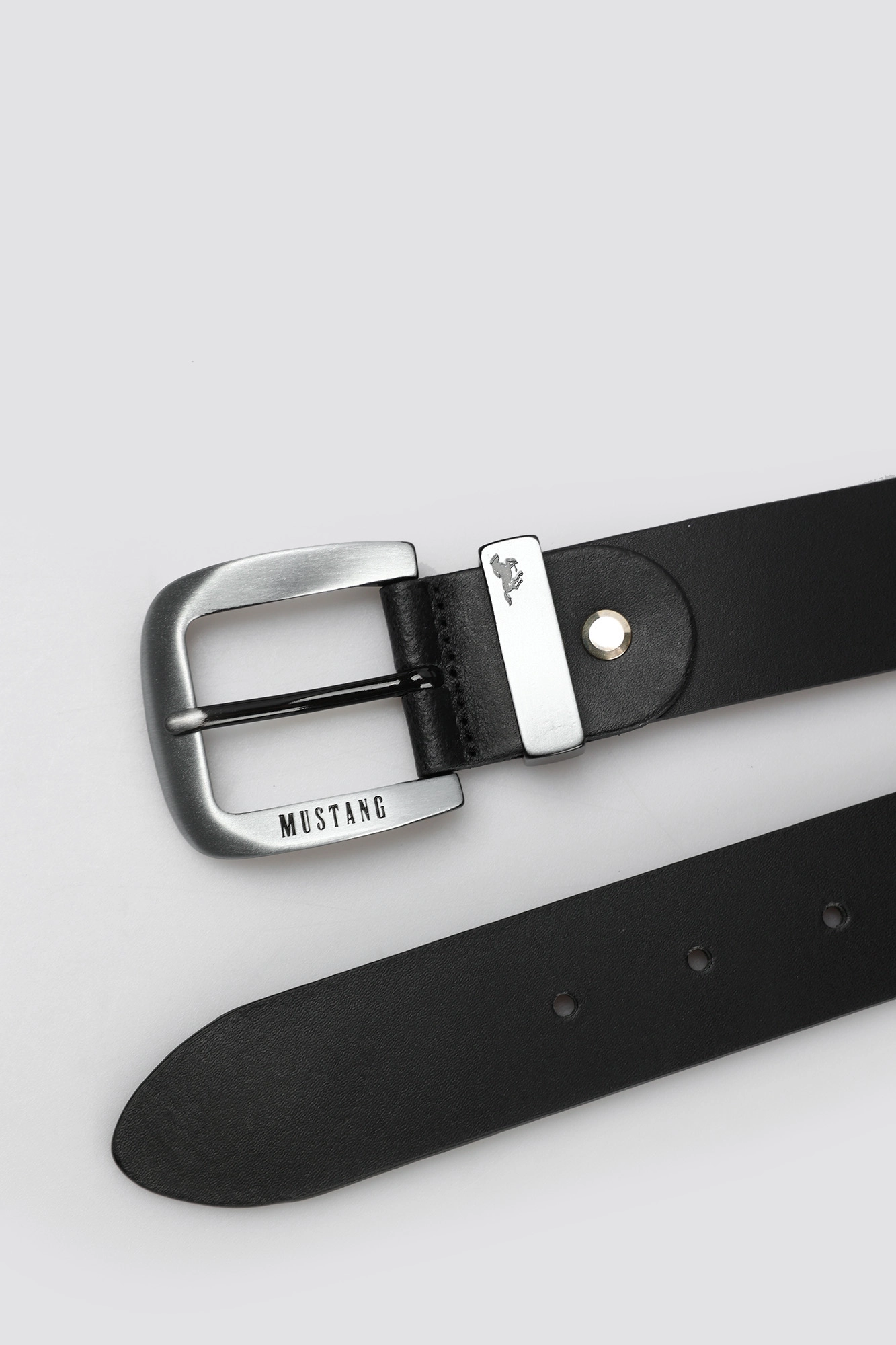MG2103L15 Ремень Mustang Черный