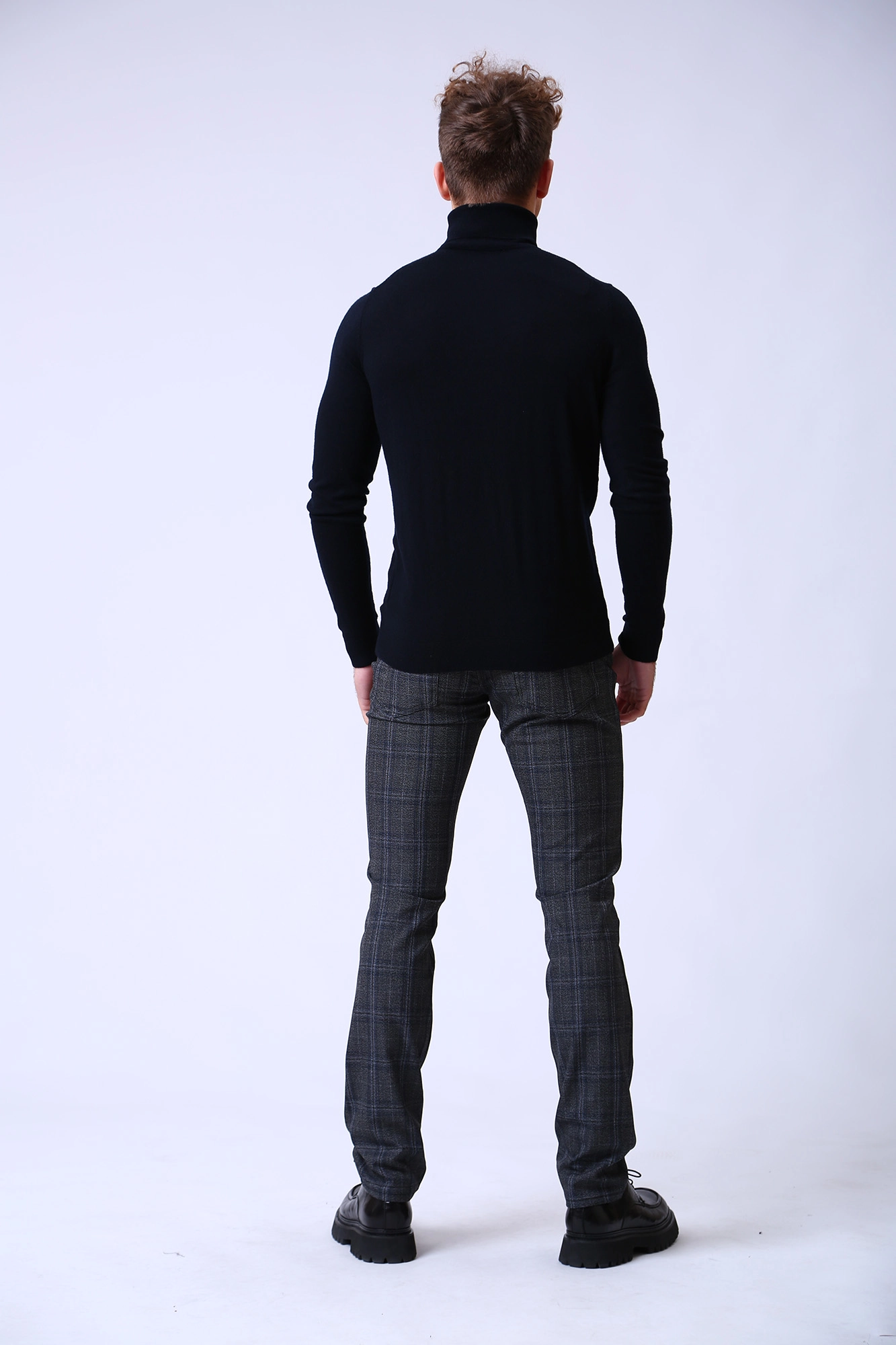 524823_265840 Брюки 5-карманные  Karl Lagerfeld Серый