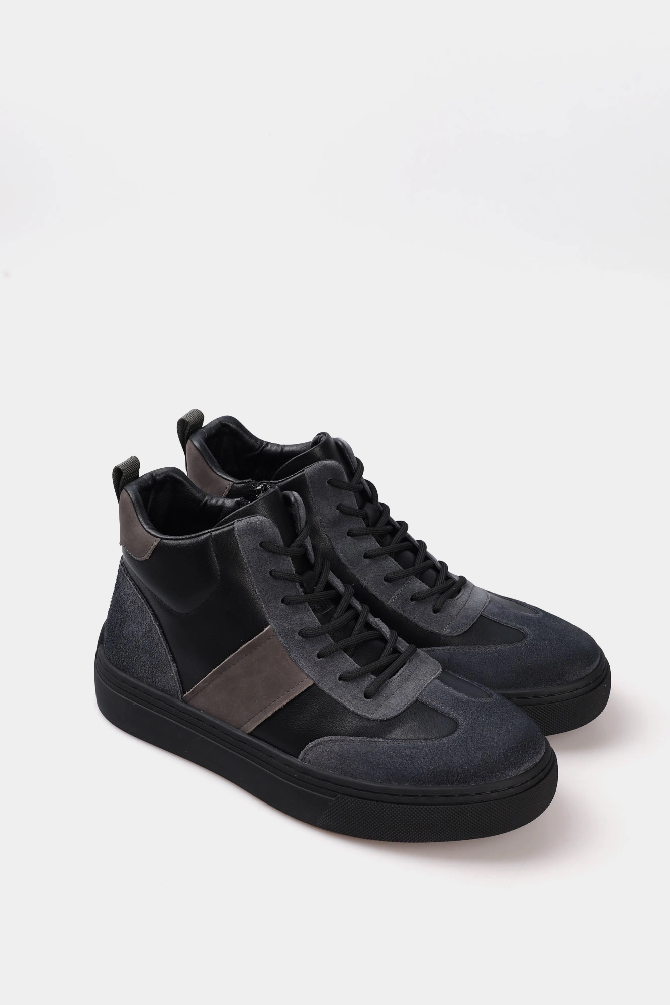 MC-02SB Ботинки   Marc Cony Серый