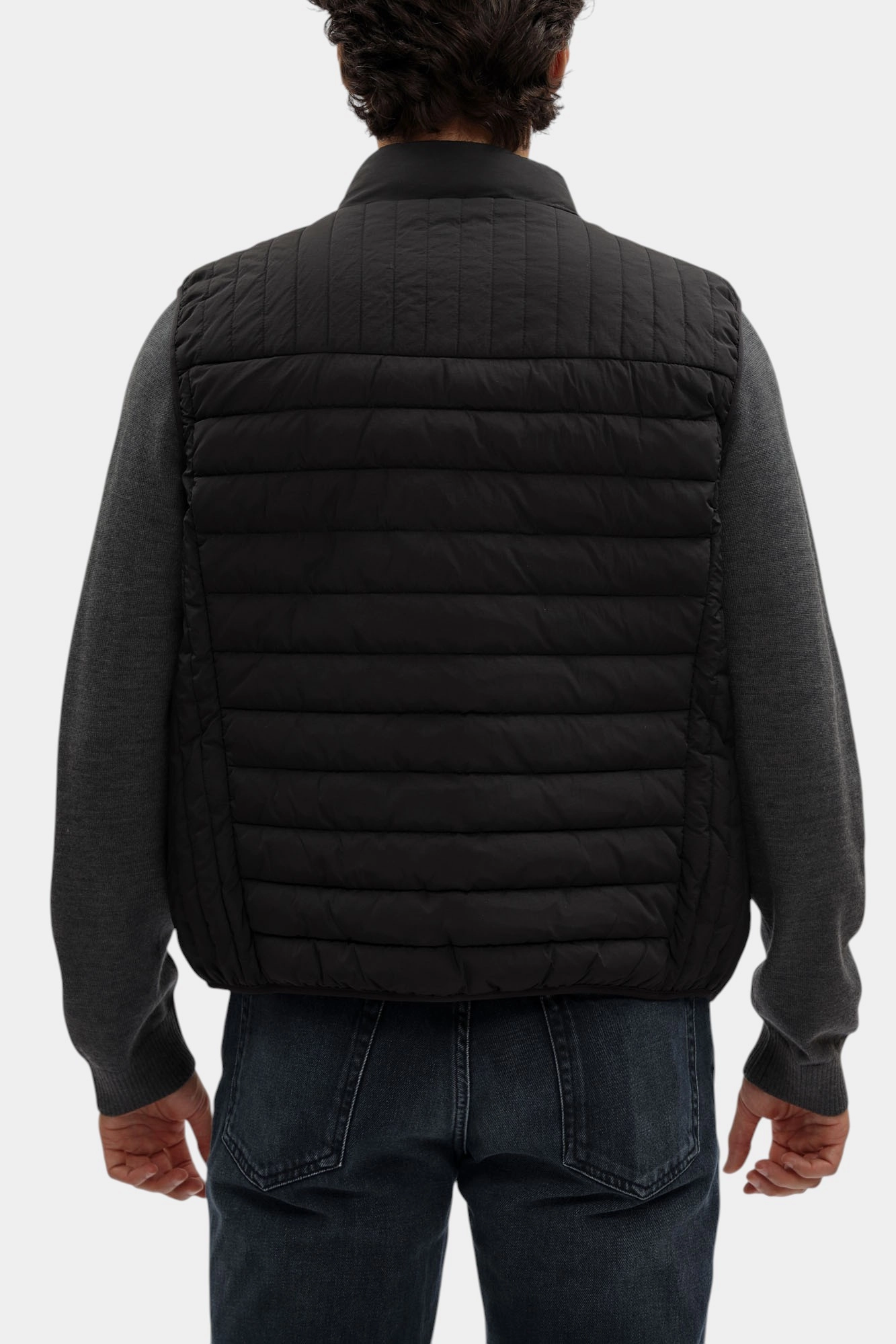 F006M000011N-MO802N10-08YR Жилет Trussardi Черный