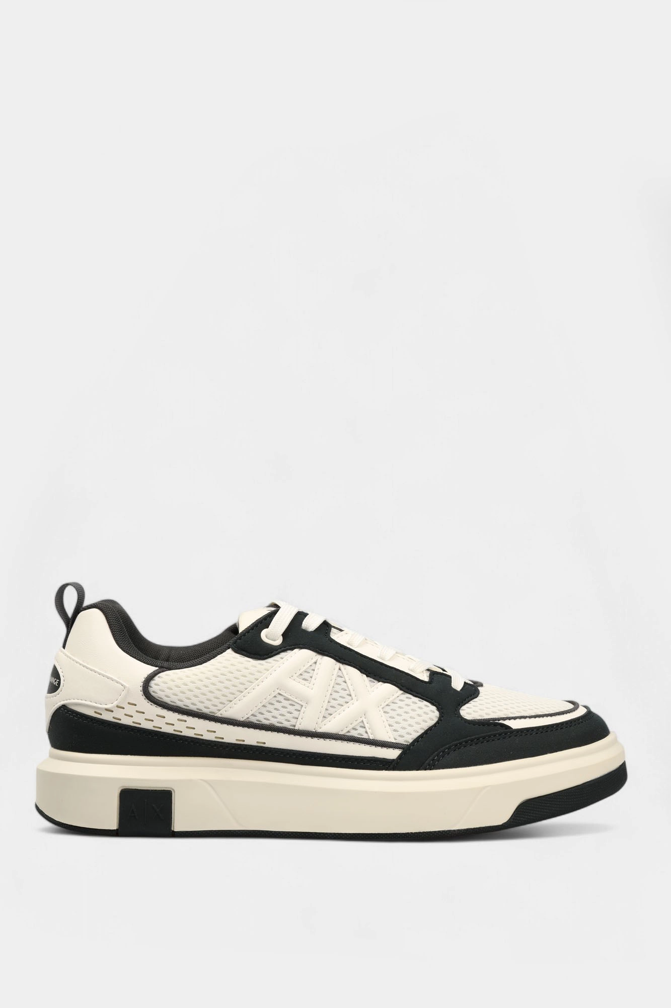 XUX242_XV912_U389 Кеды Armani Exchange Белый