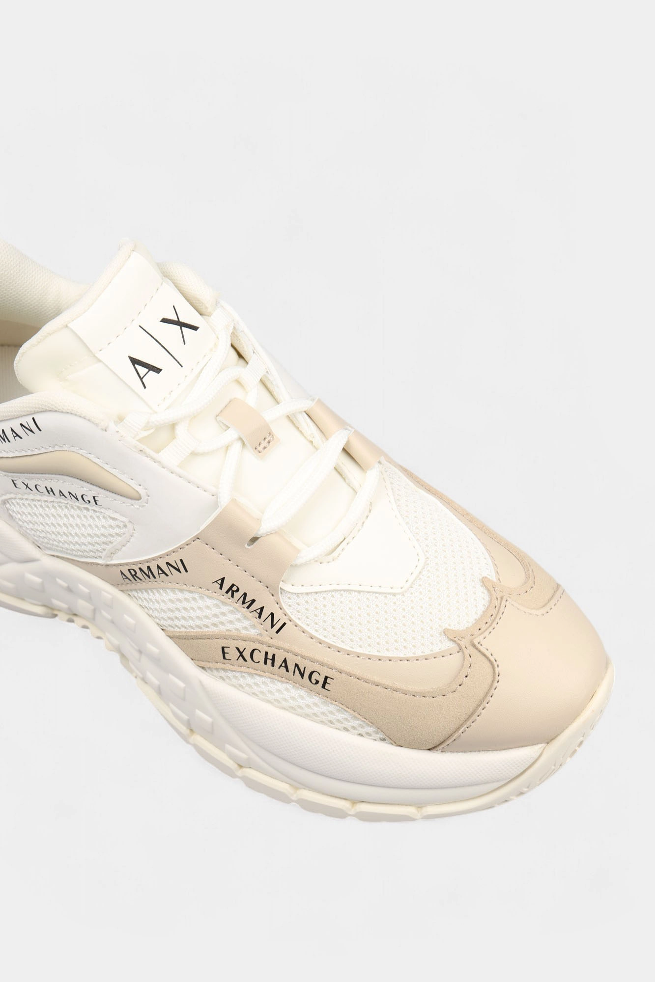 XDX120_XV708 Кроссовки Armani Exchange Белый