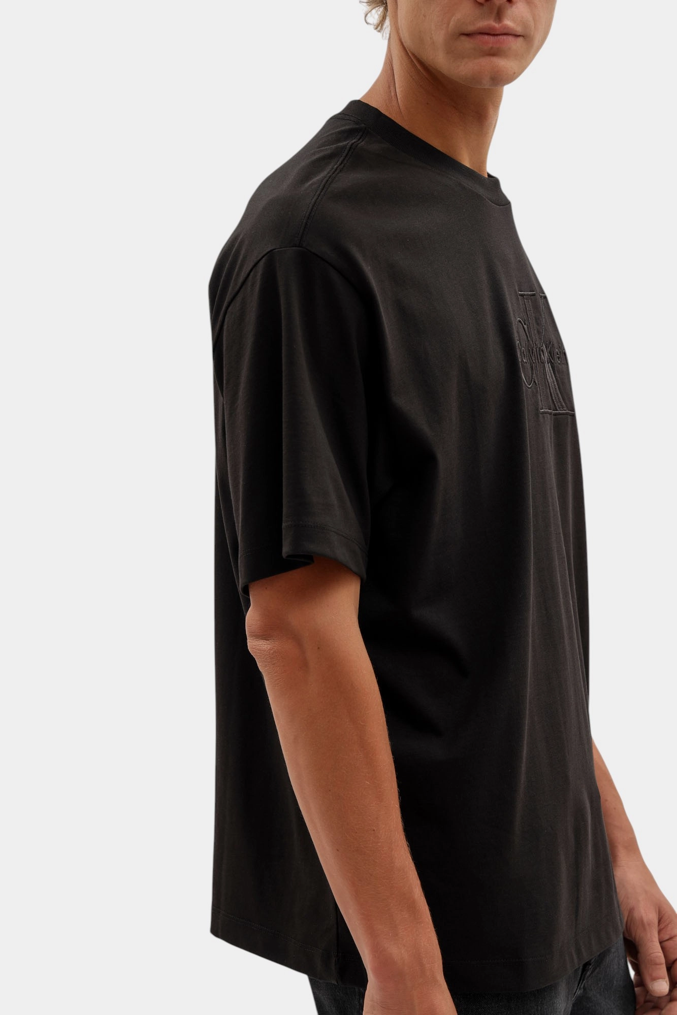 LV04RB295G Футболка Calvin Klein Jeans Черный