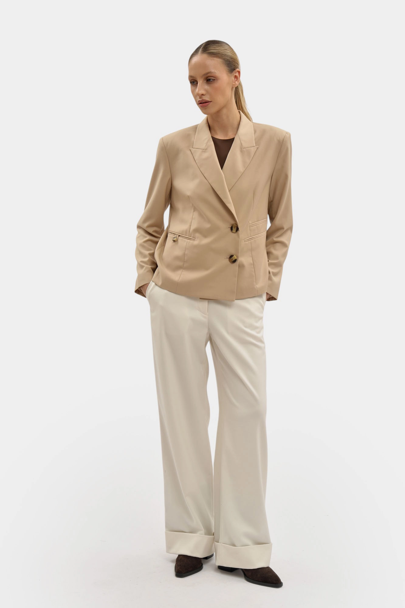 XW000695_AF10855 пиджак armani exchange 