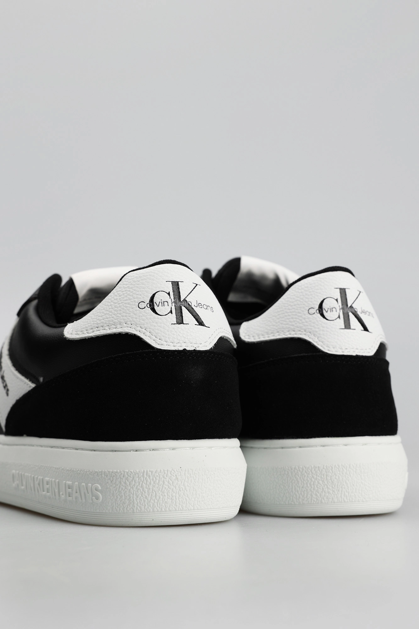 Calvin Klein YM0YM00494 BDS Med Online.ru