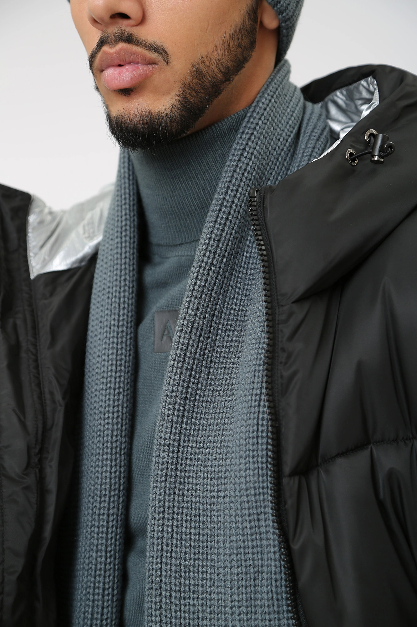 954616_3F307 Шарф Armani Exchange Зеленый