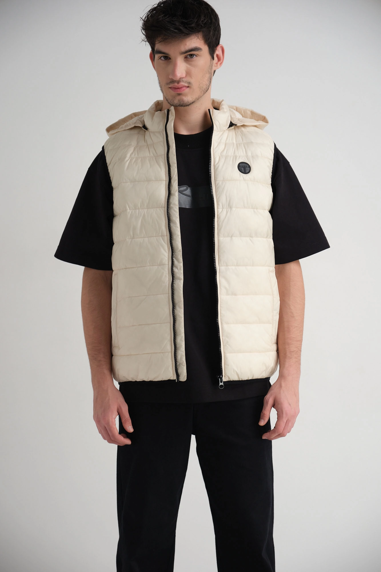 M-242-KT-34-5001 Жилет The Hills Бежевый