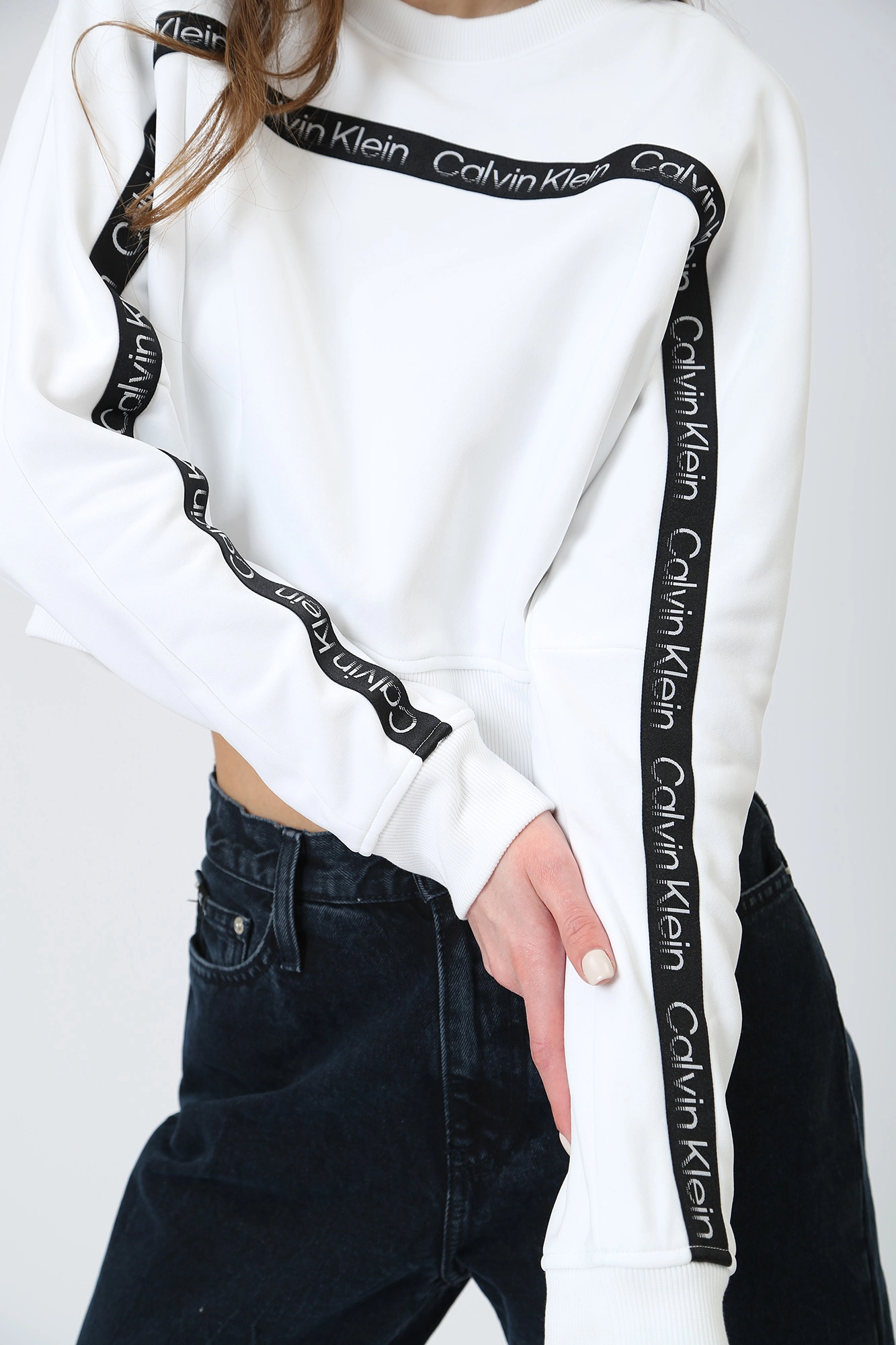 00GWF2W300 свитшот calvin klein 