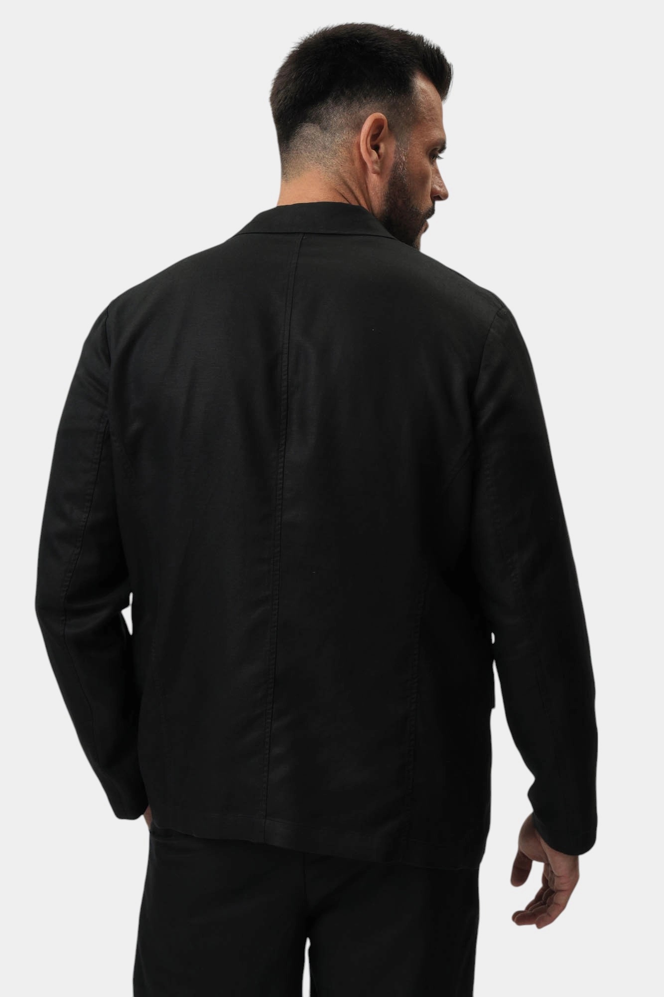 XM000654_AF13180 Пиджак Armani Exchange Черный