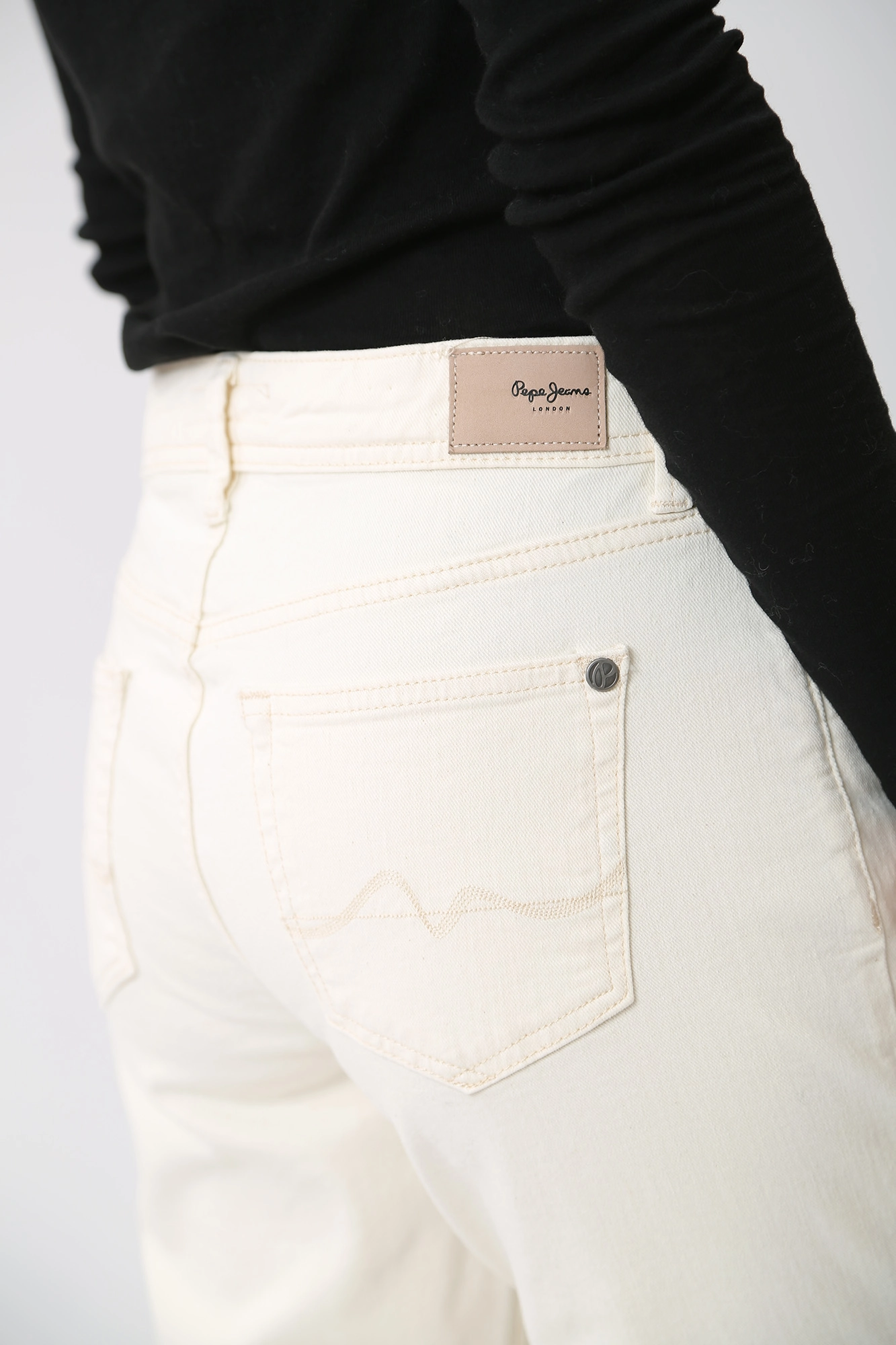 PL204591WI5 джинсы tapered jeans hw  pepe jeans 