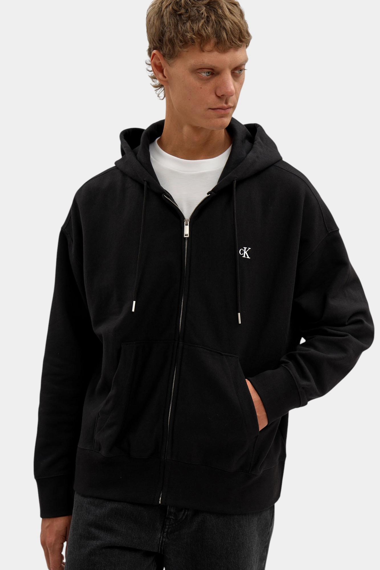 LV04RD232G Толстовка Calvin Klein Jeans Черный