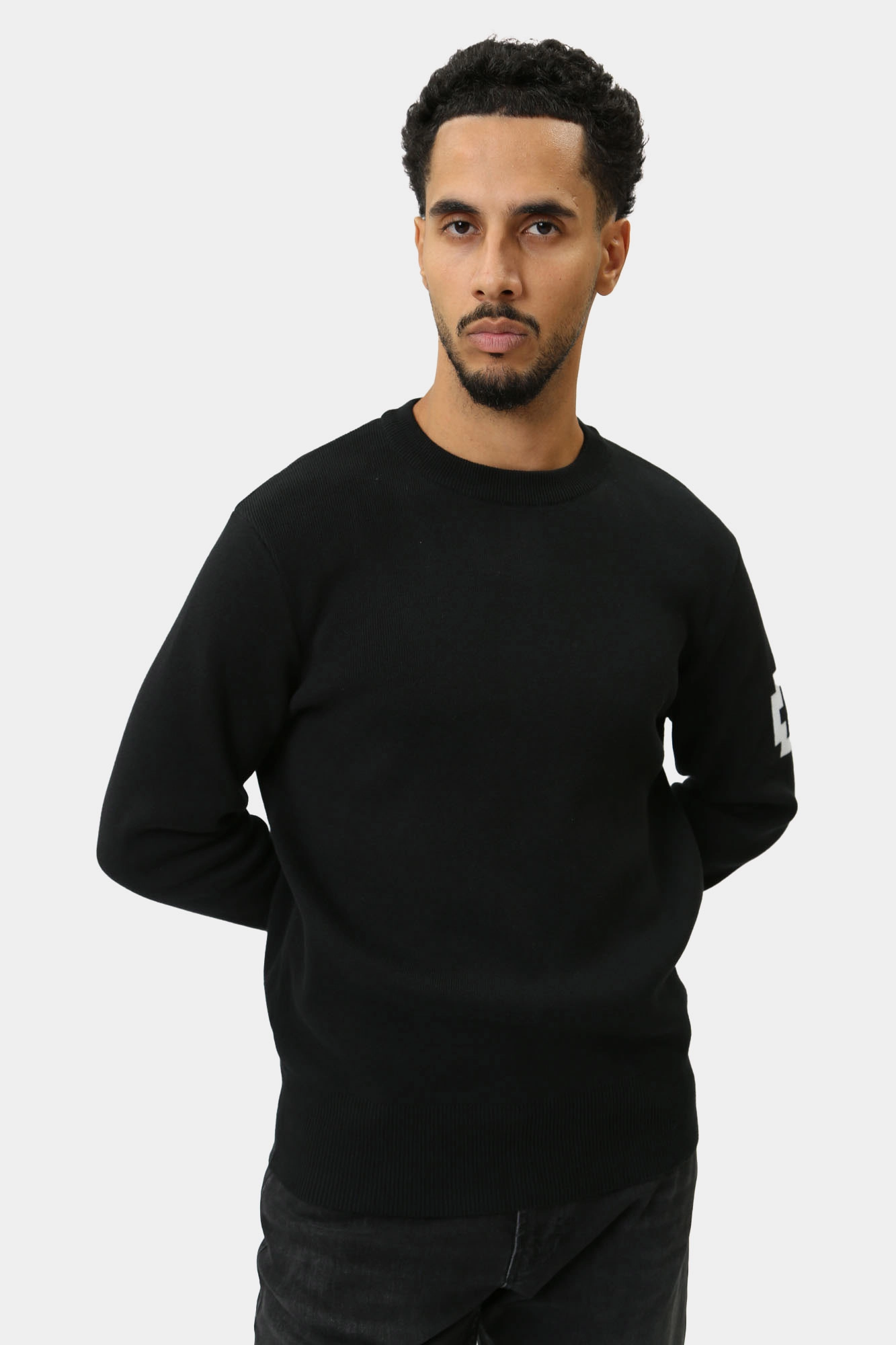 30043255_10018317 Свитшот Strellson Черный