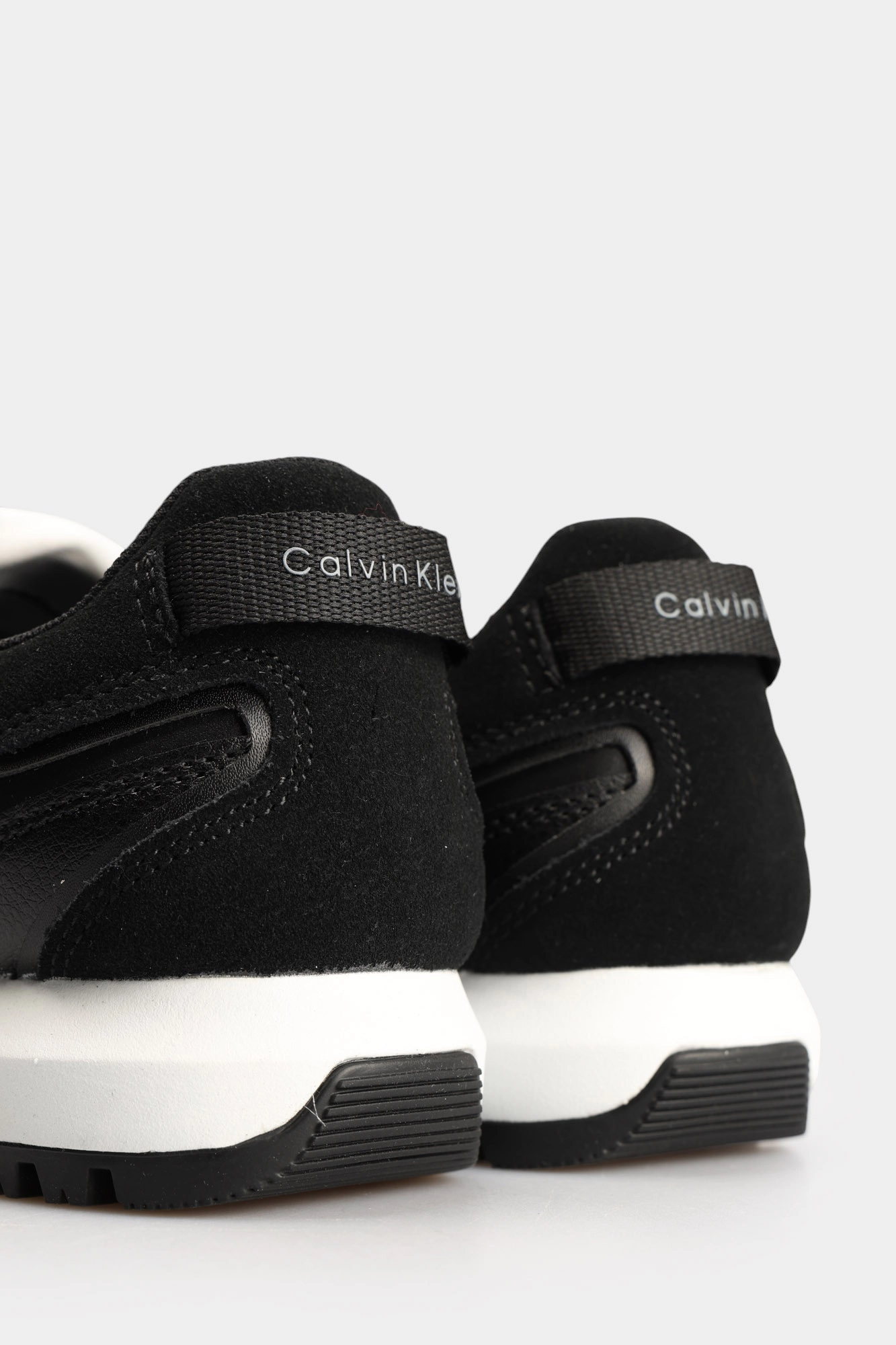 YW0YW02052 Кроссовки Calvin Klein Jeans Черный