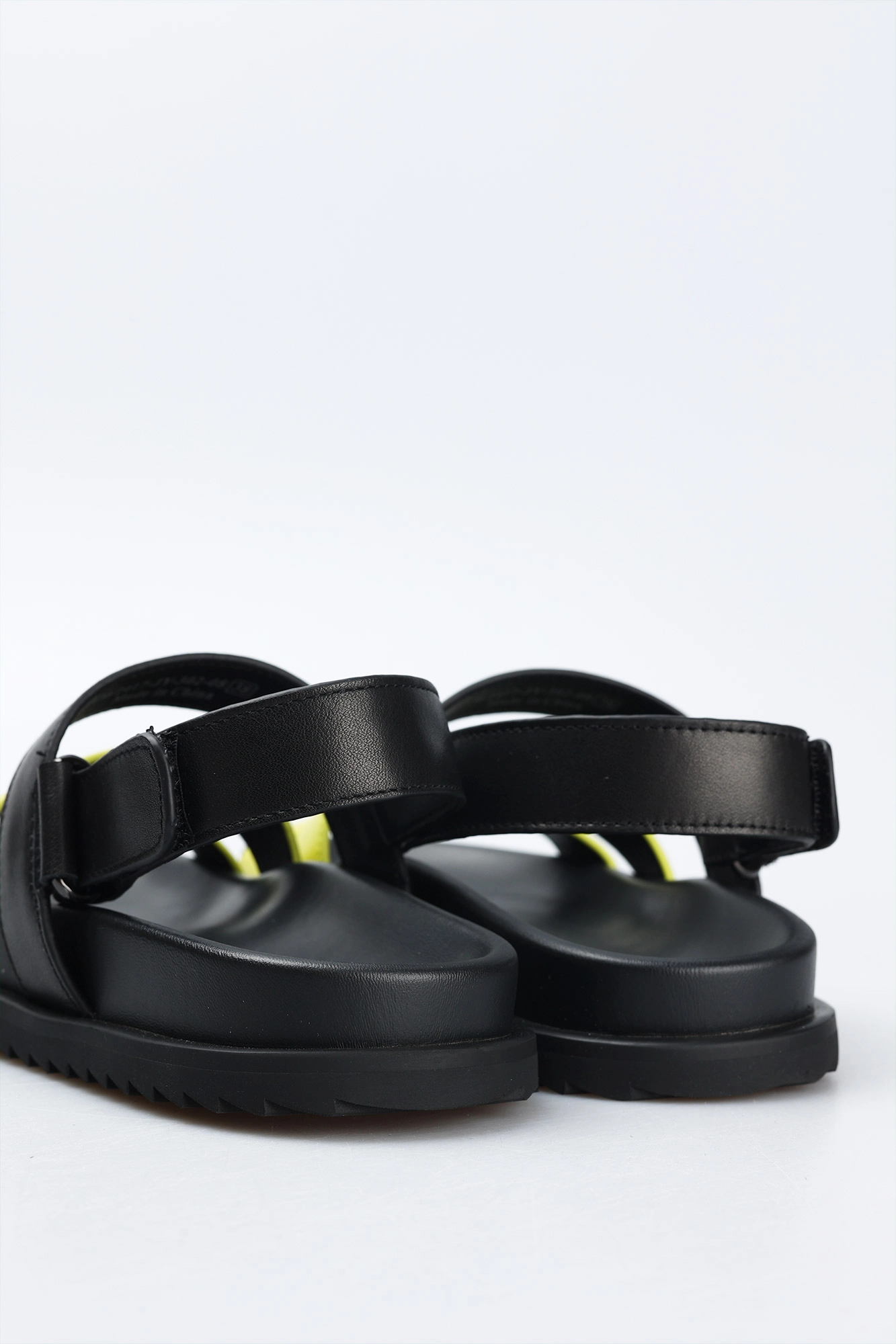 W2417-JY-302 Сандалии Marc Cony Желтый