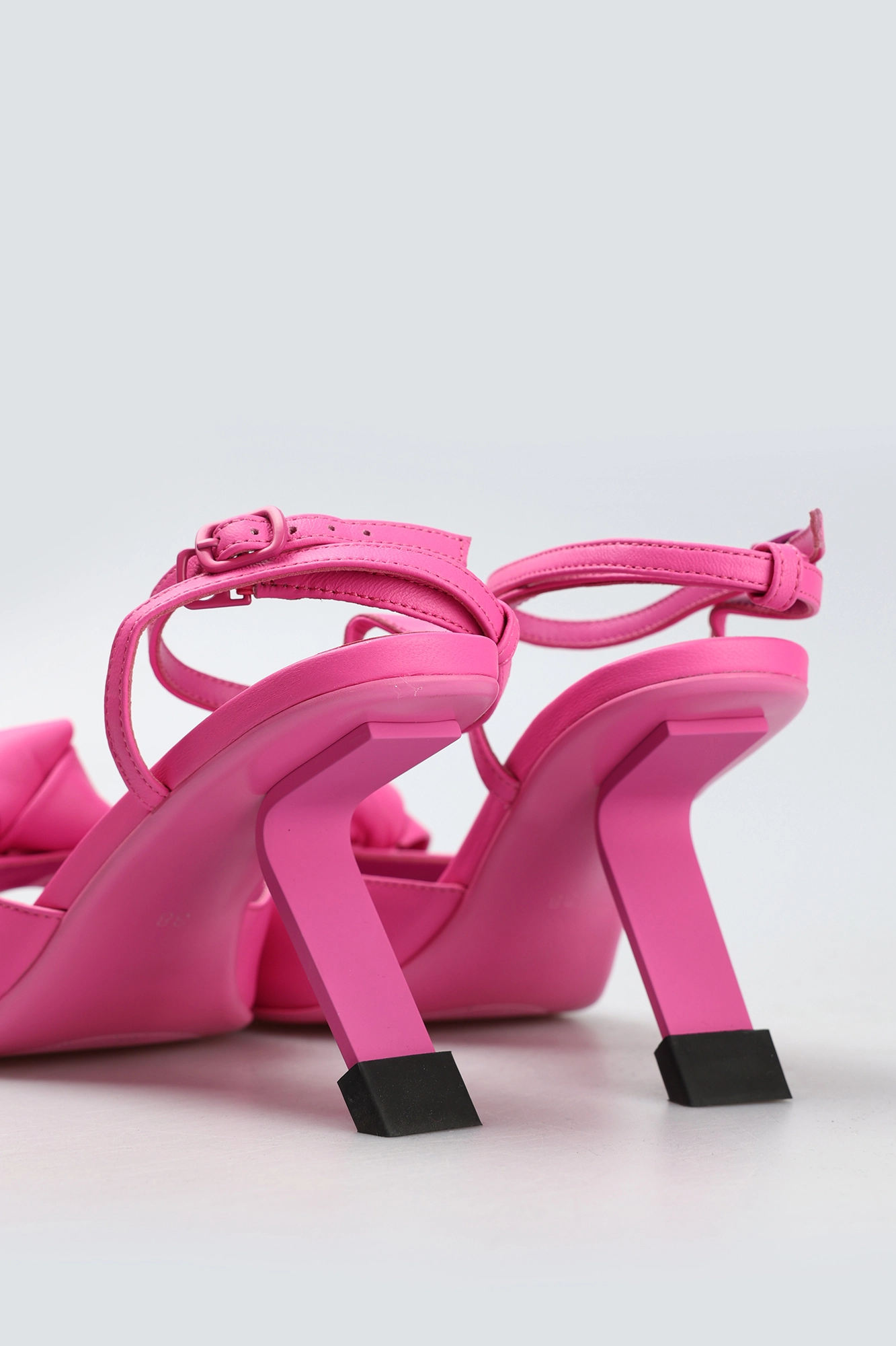 GL4054-380 Босоножки Graciana Розовый