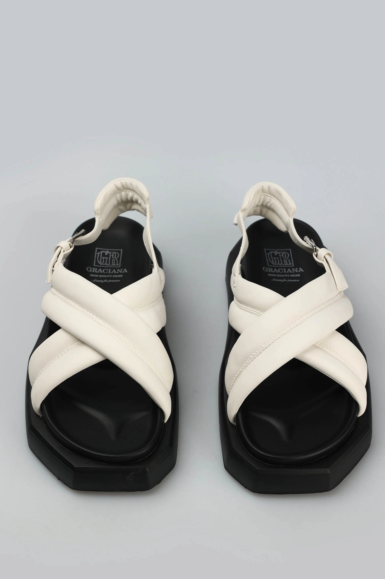 S8-011-5 Сандалии Graciana Белый