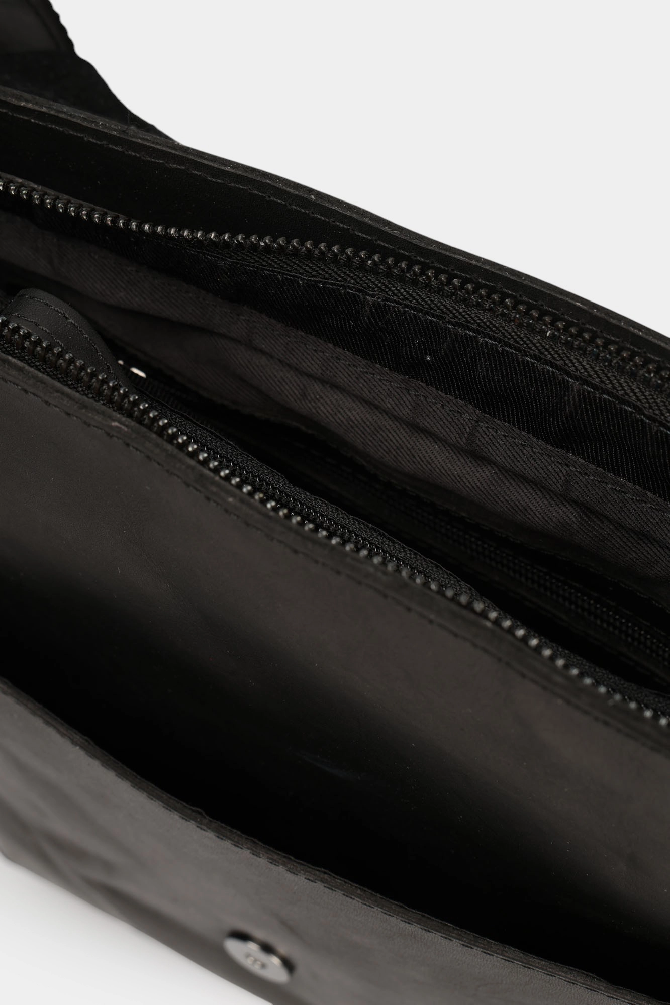 45,105 Сумка Mustang Черный